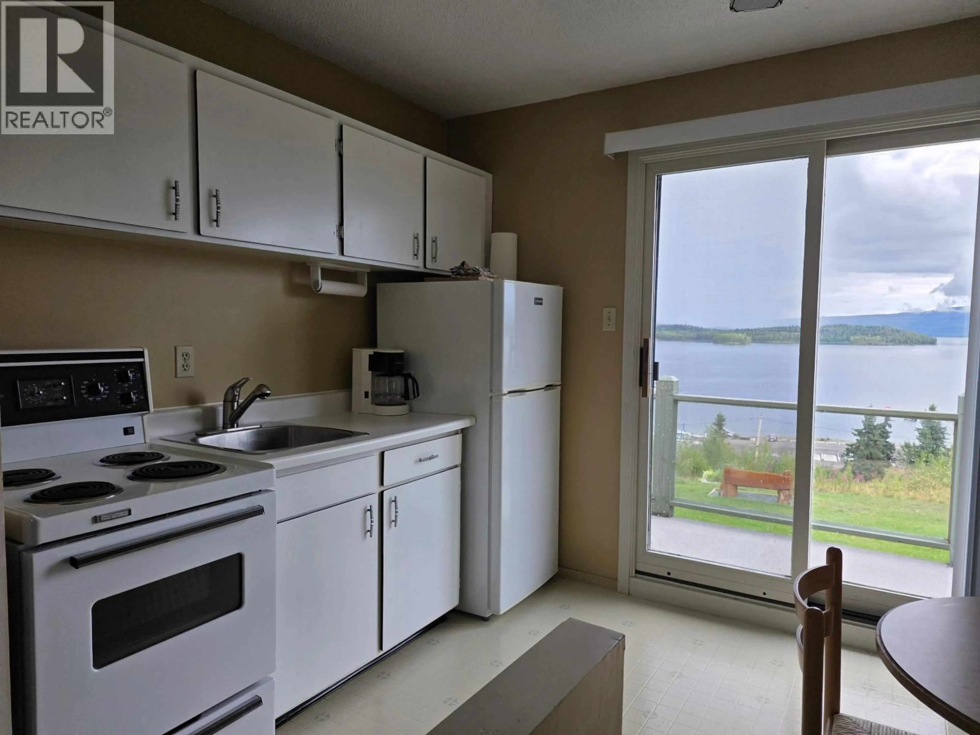Standard kitchen, unknown for 7 - 50 HAGAN STREET, Granisle British Columbia V0J1W0