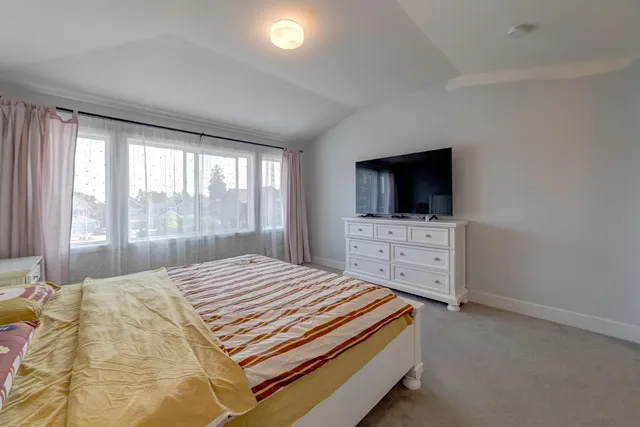16568 104 AVENUE, Surrey 5