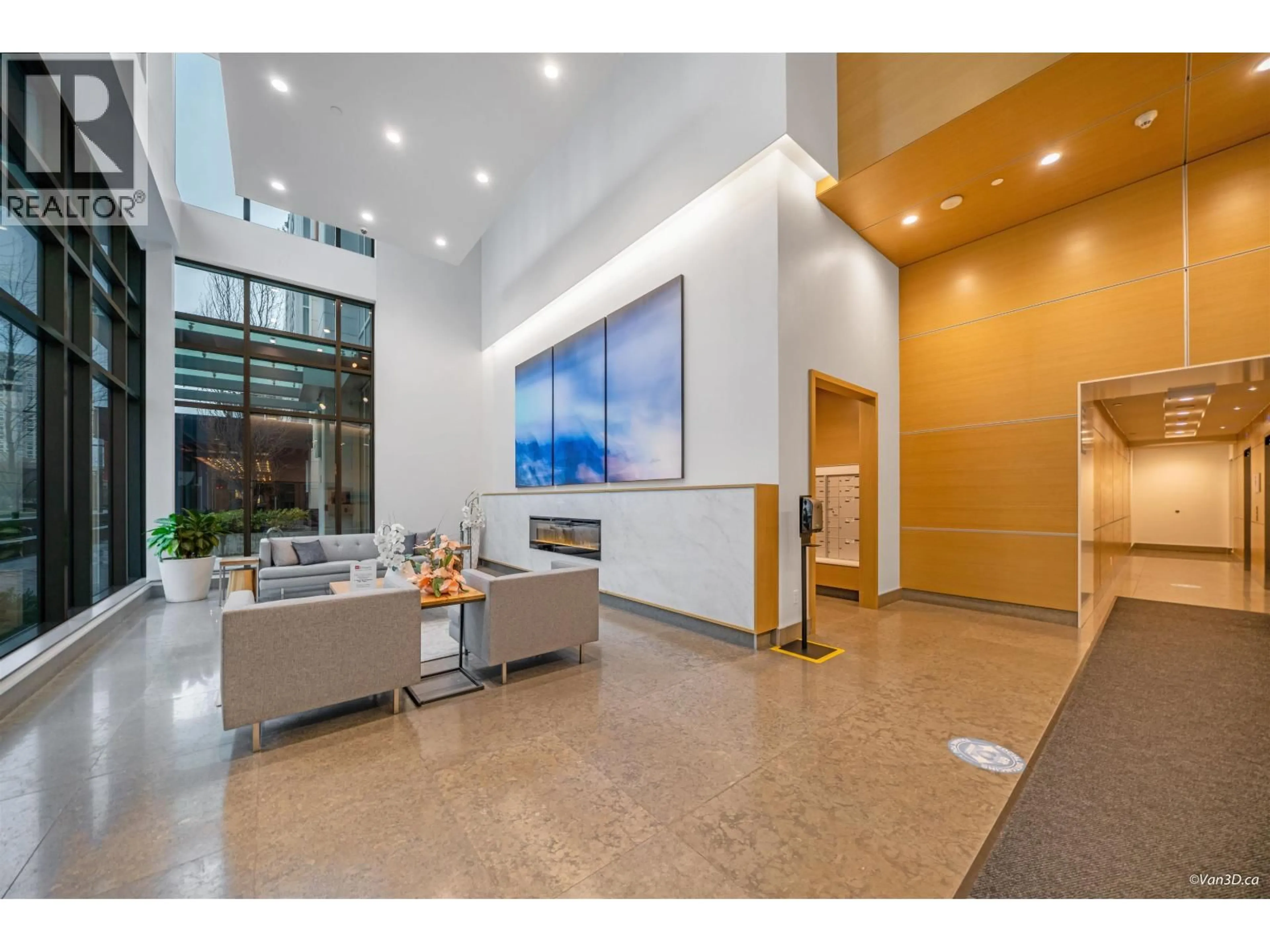 Indoor foyer for 2108 - 6098 STATION STREET, Burnaby British Columbia V5H0H4