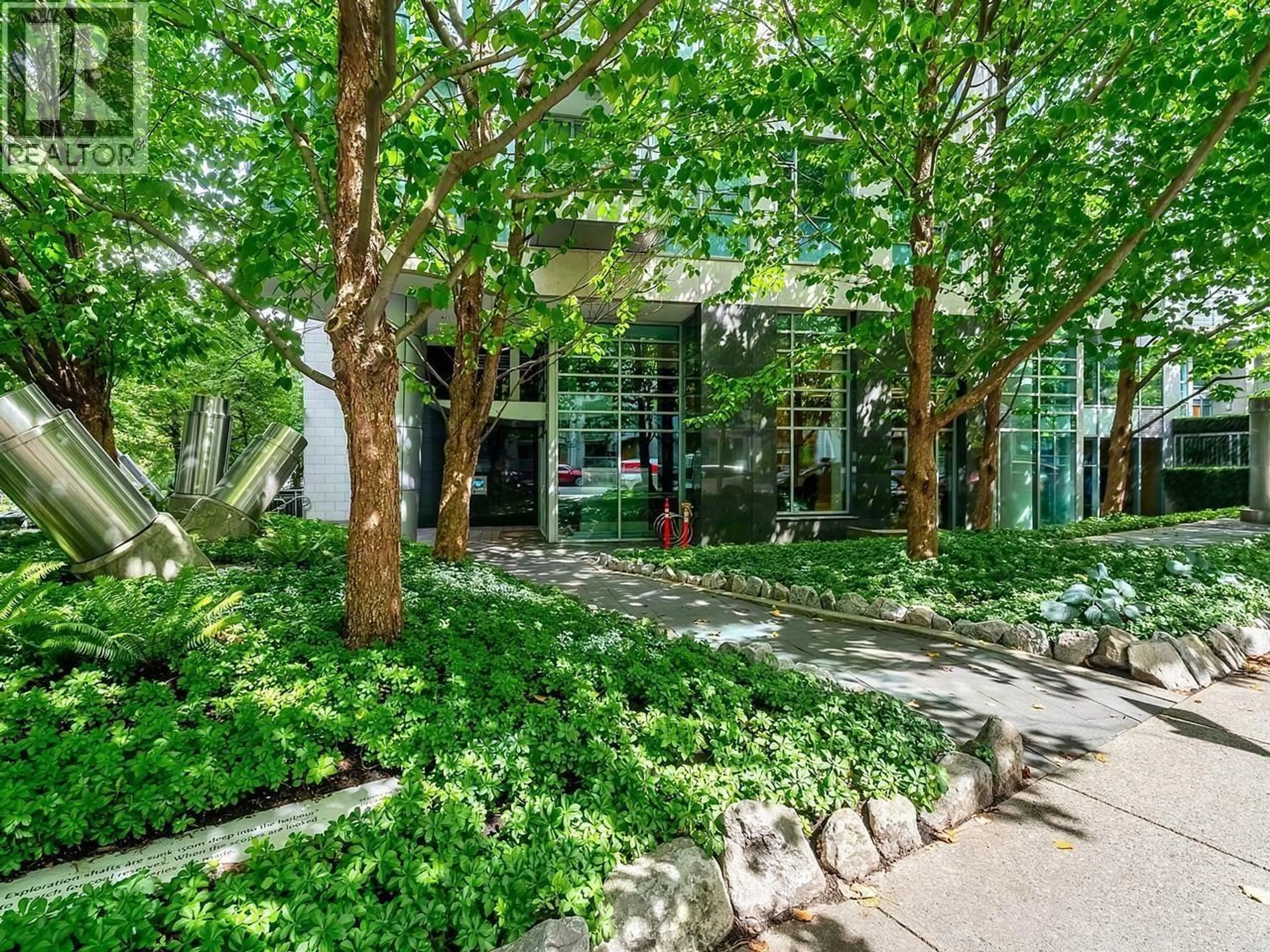 Indoor foyer for 1901 - 590 NICOLA STREET, Vancouver British Columbia V6G3J8