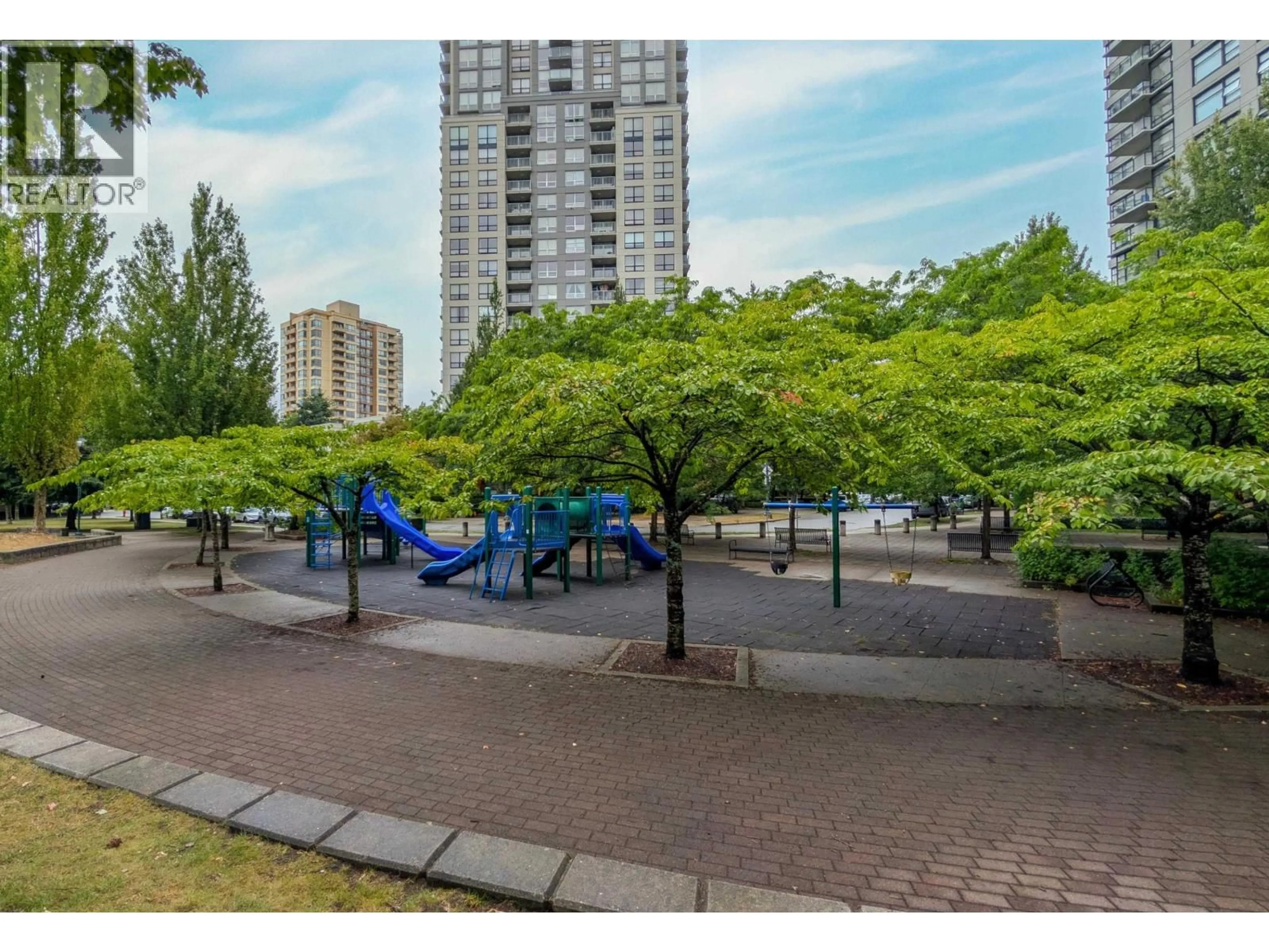 Patio, street for 506 - 5380 OBEN STREET, Vancouver British Columbia V5R6H7