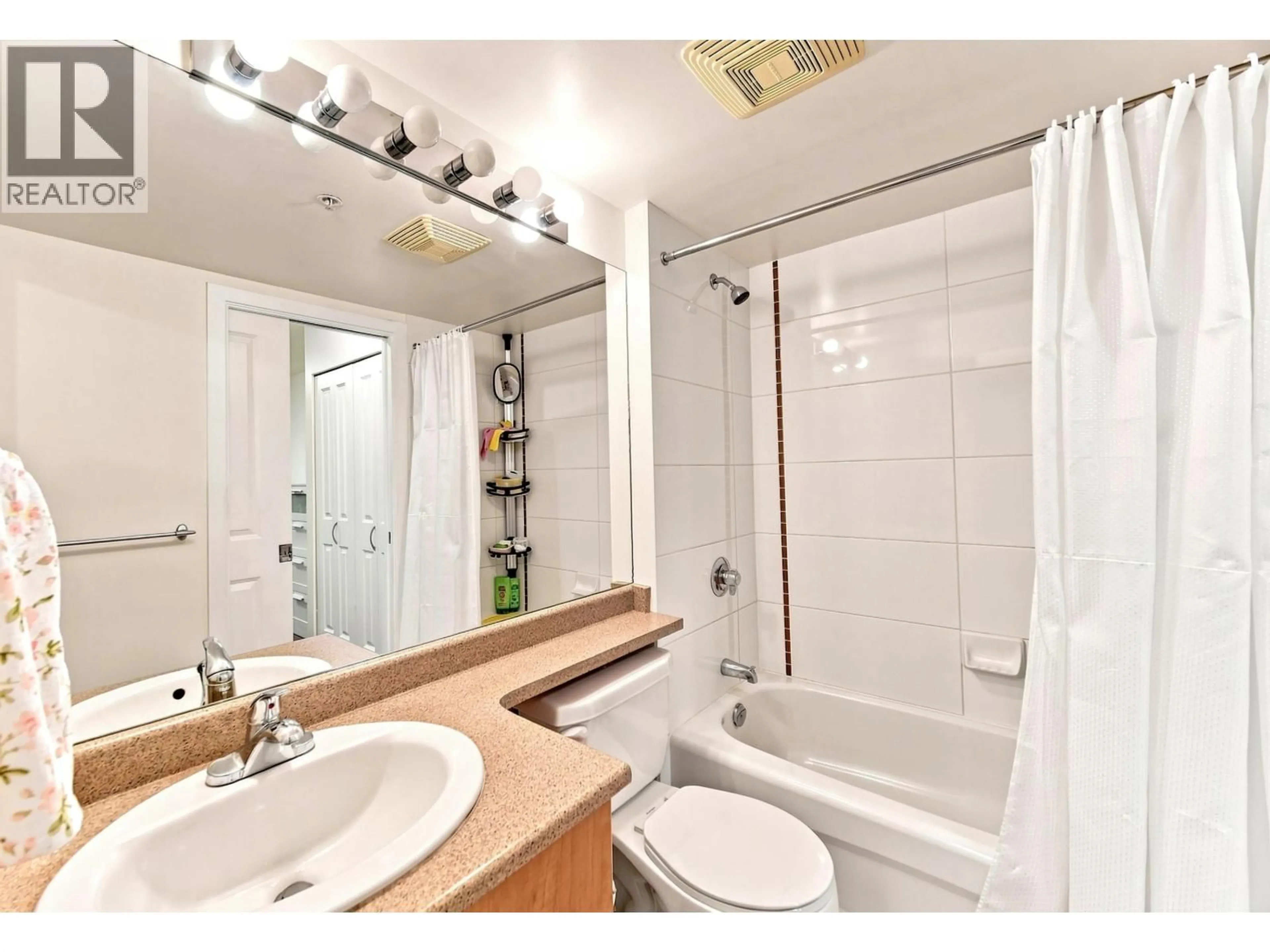 Standard bathroom, unknown for 506 - 5380 OBEN STREET, Vancouver British Columbia V5R6H7