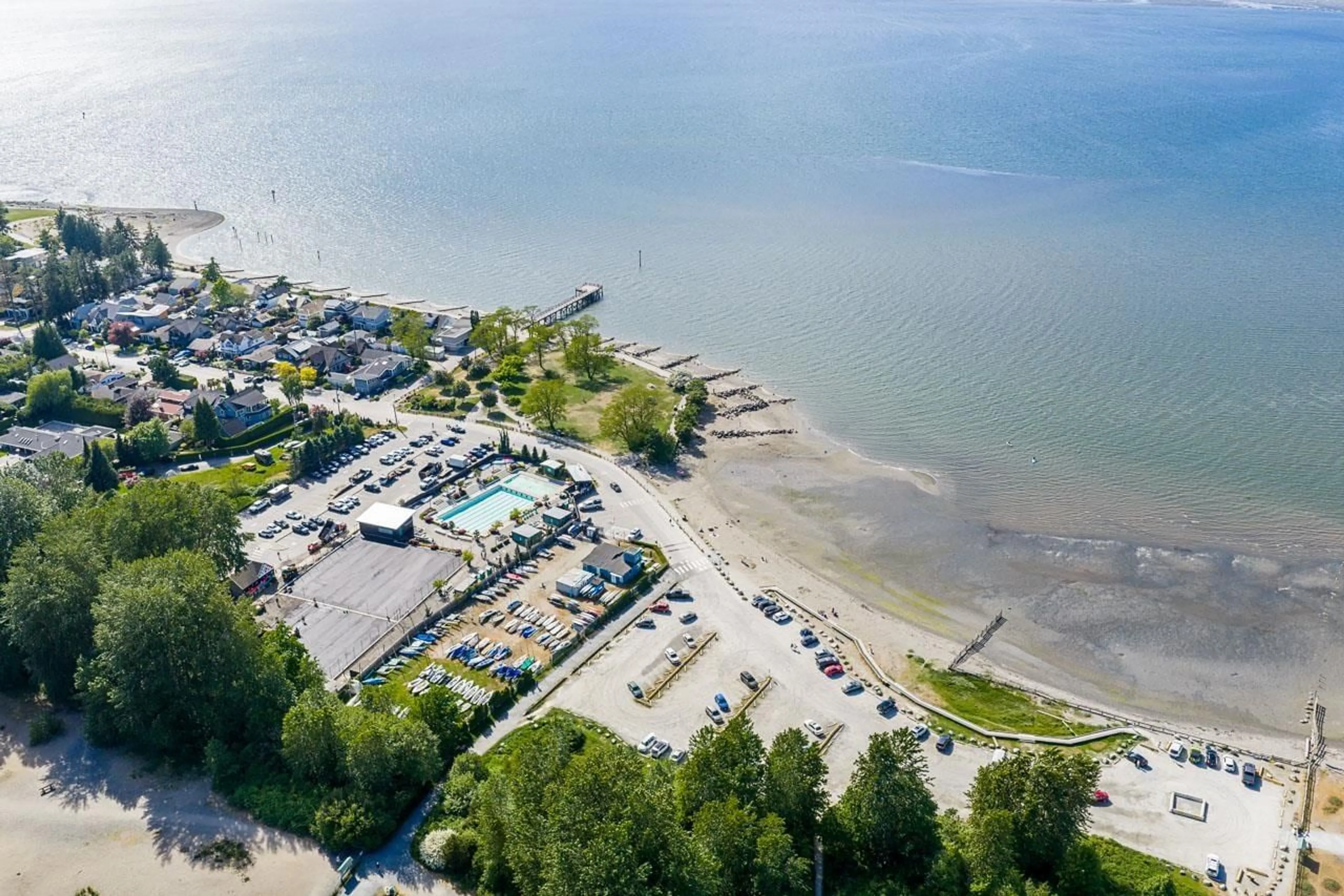 A pic from outside/outdoor area/front of a property/back of a property/a pic from drone, water/lake/river/ocean view for 12520 CRESCENT ROAD, Surrey British Columbia V4A2V3