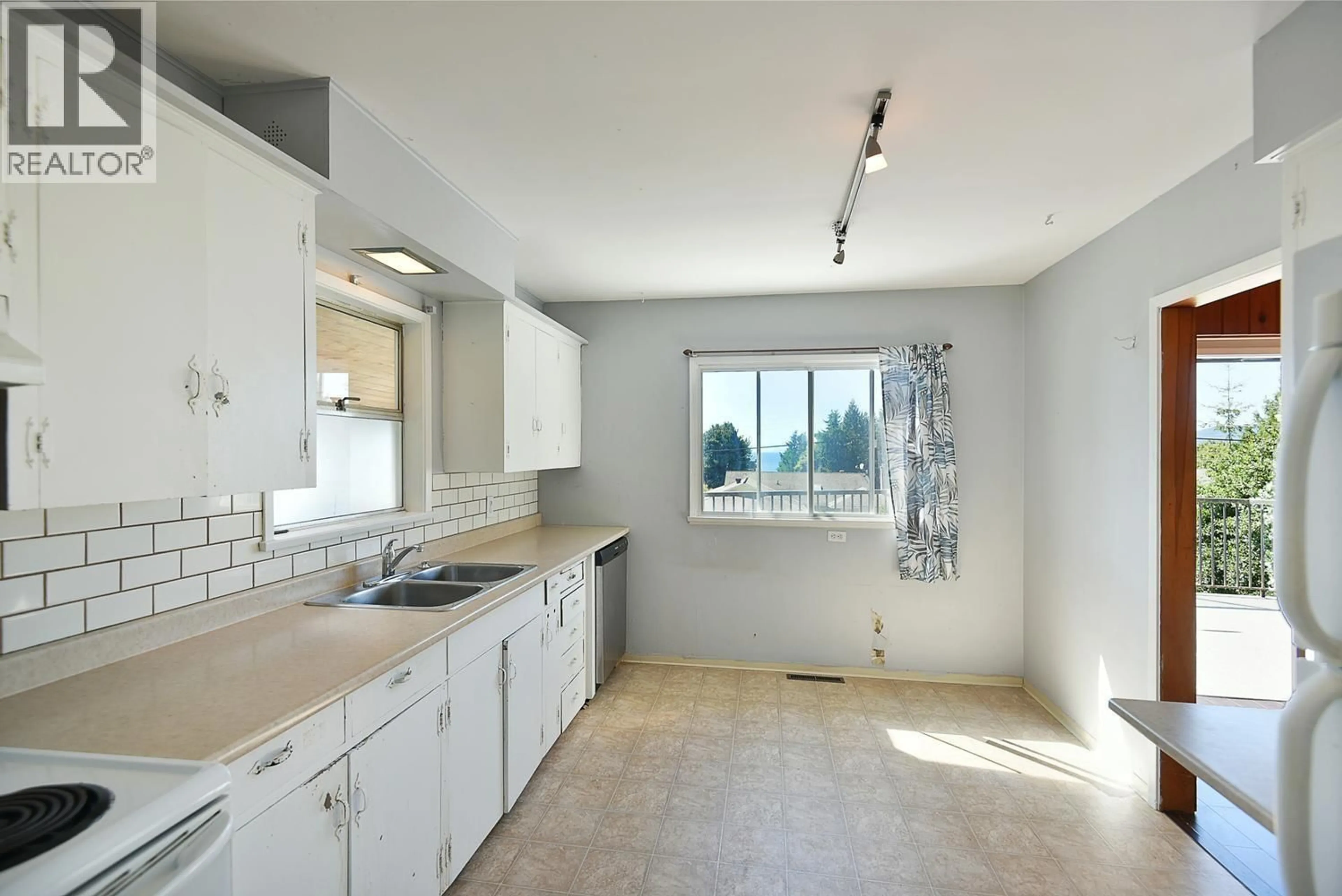Unknown for 4726 LAUREL AVENUE, Sechelt British Columbia V7Z0E7