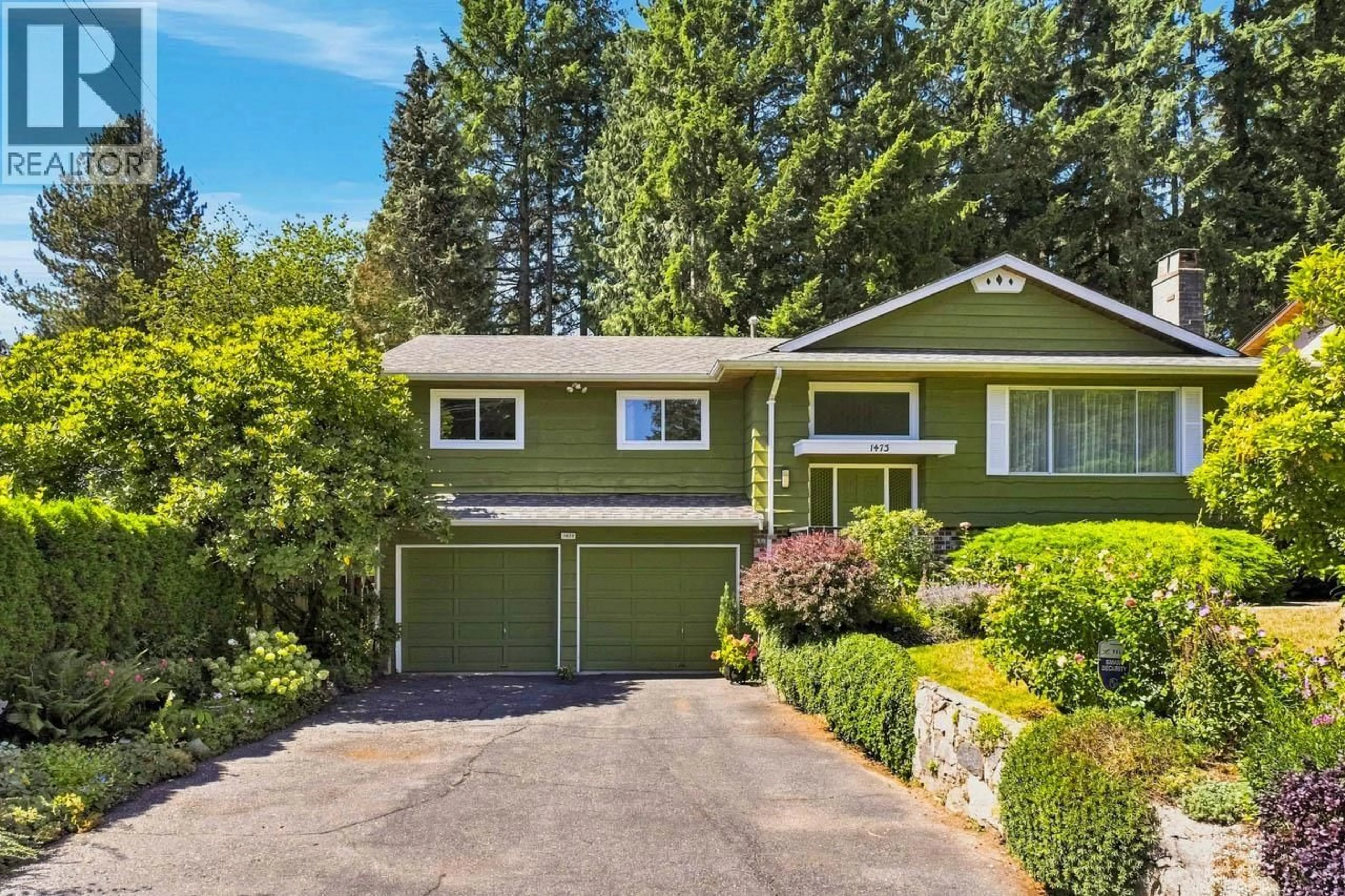 Home with vinyl exterior material, street for 1473 BERKLEY ROAD, North Vancouver British Columbia V7H1Y5