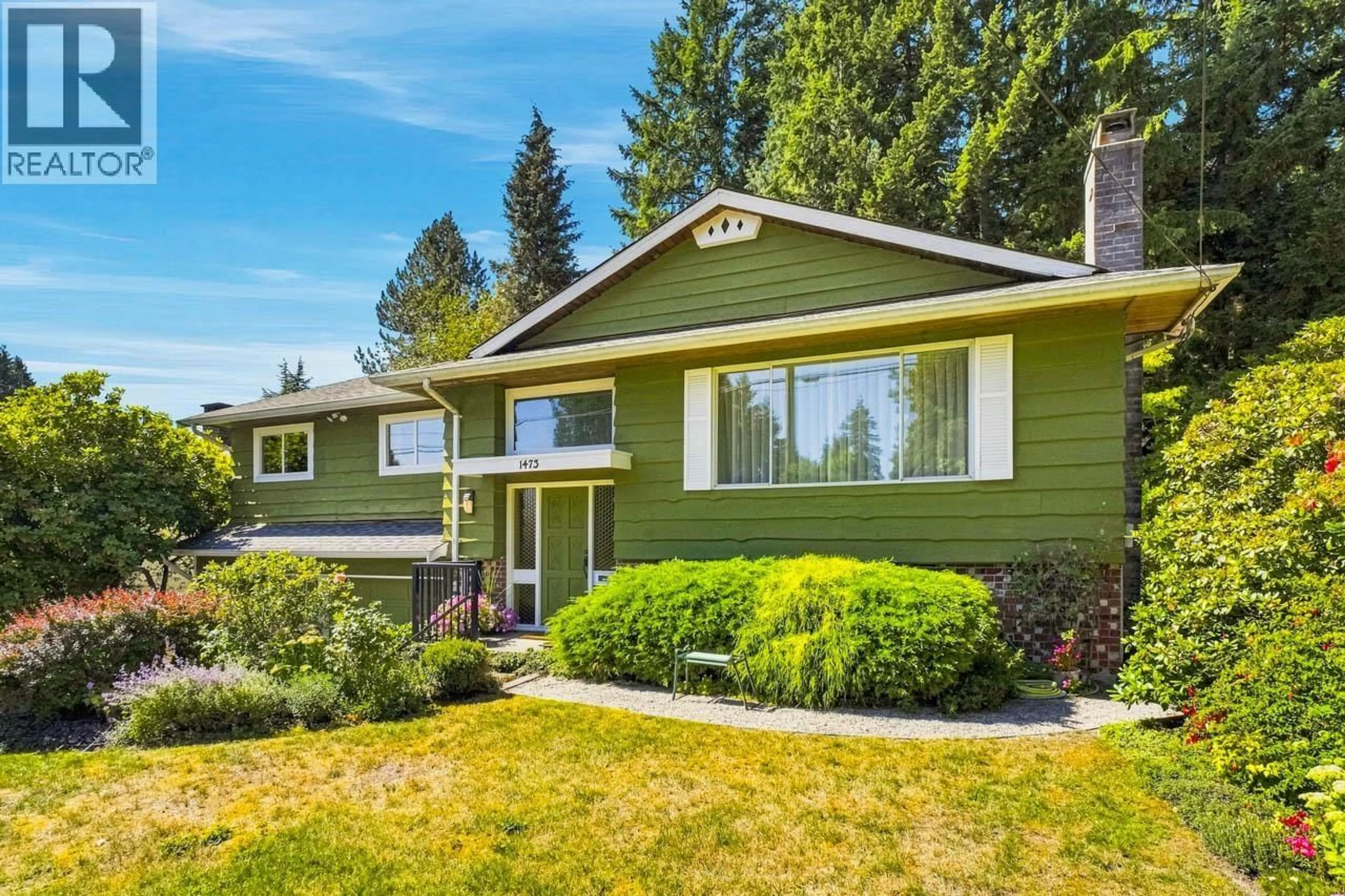 Home with vinyl exterior material, street for 1473 BERKLEY ROAD, North Vancouver British Columbia V7H1Y5