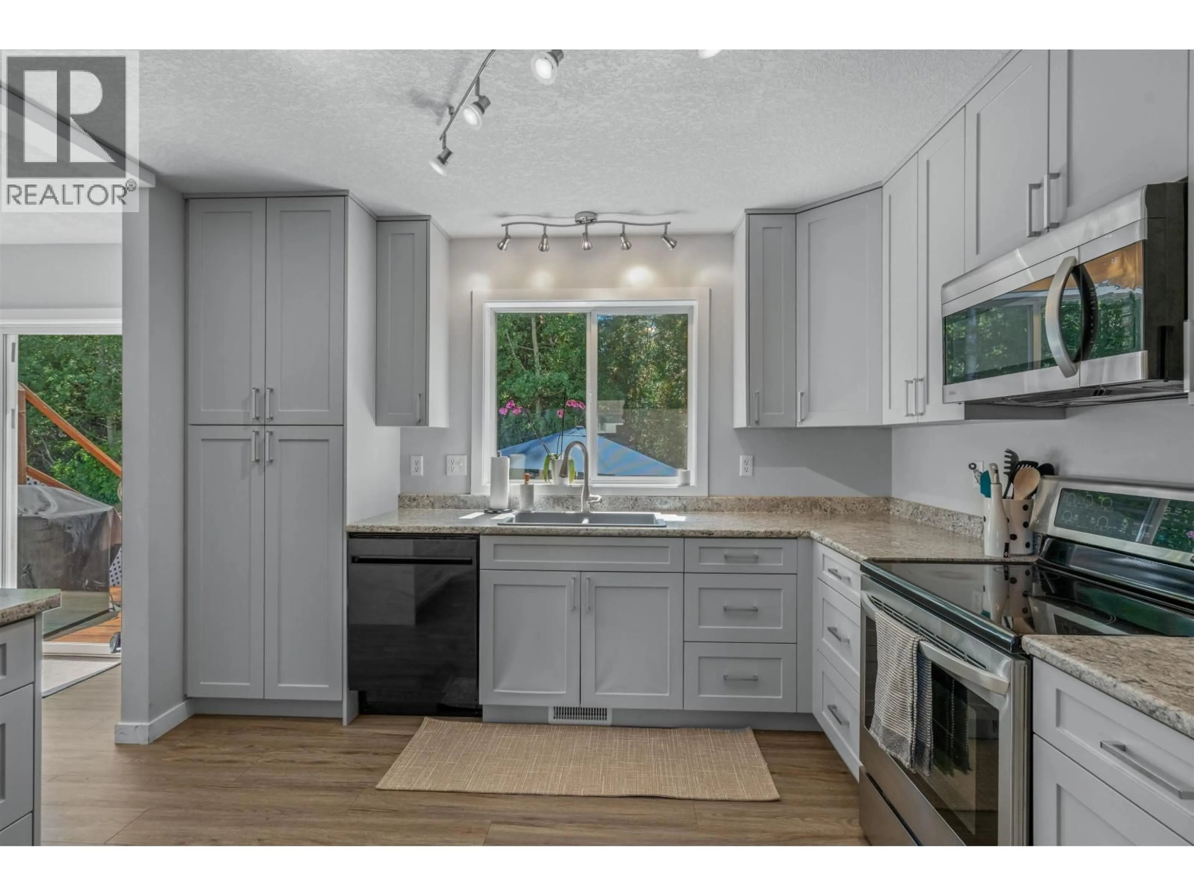 Unknown for 5423 WOODOAK CRESCENT, Prince George British Columbia V2K5A6
