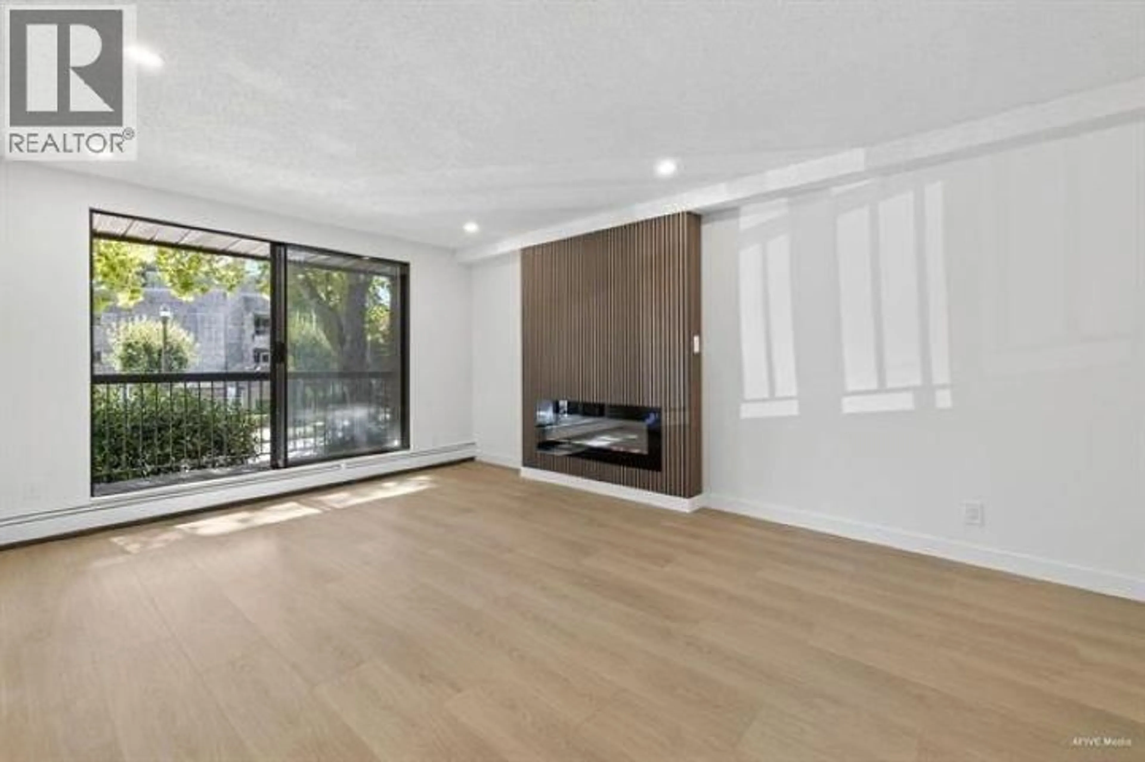 A pic of a room for 121 - 8511 ACKROYD ROAD, Richmond British Columbia V6X3E7