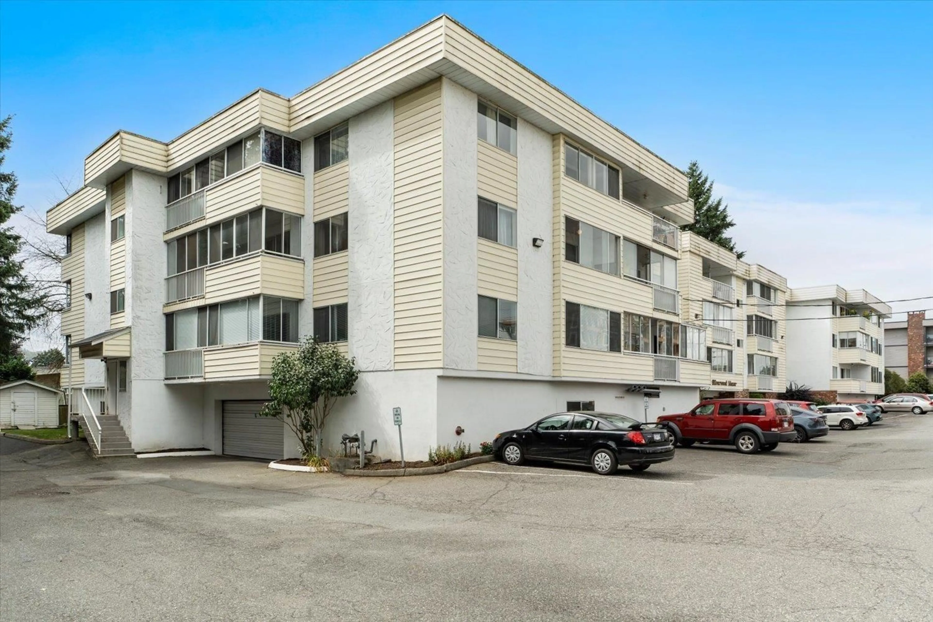 Parking for 203 - 32070 PEARDONVILLE ROAD, Abbotsford British Columbia V2T6N9