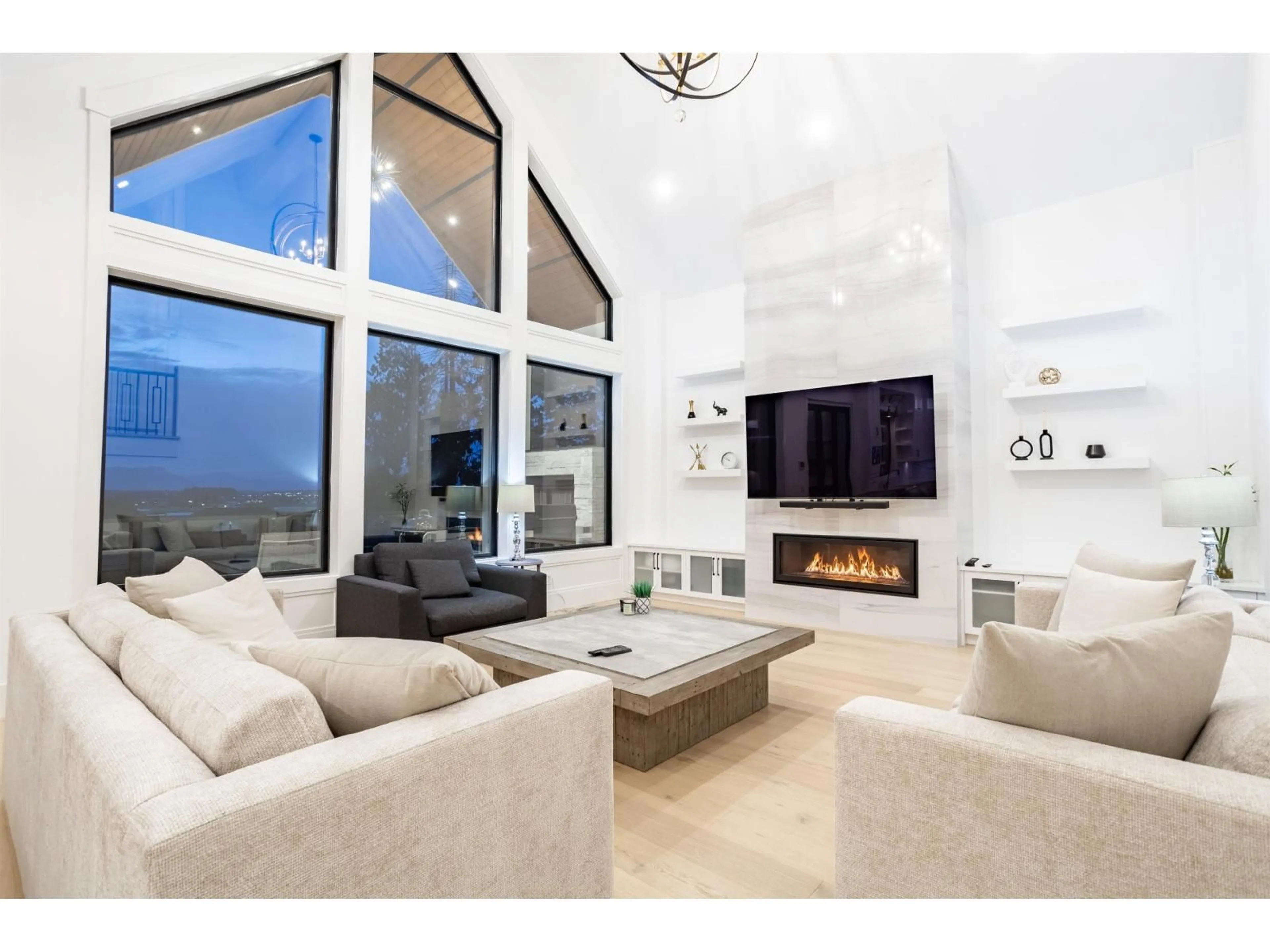 Living room with furniture, unknown for 16671 30A AVENUE, Surrey British Columbia V3Z0P9