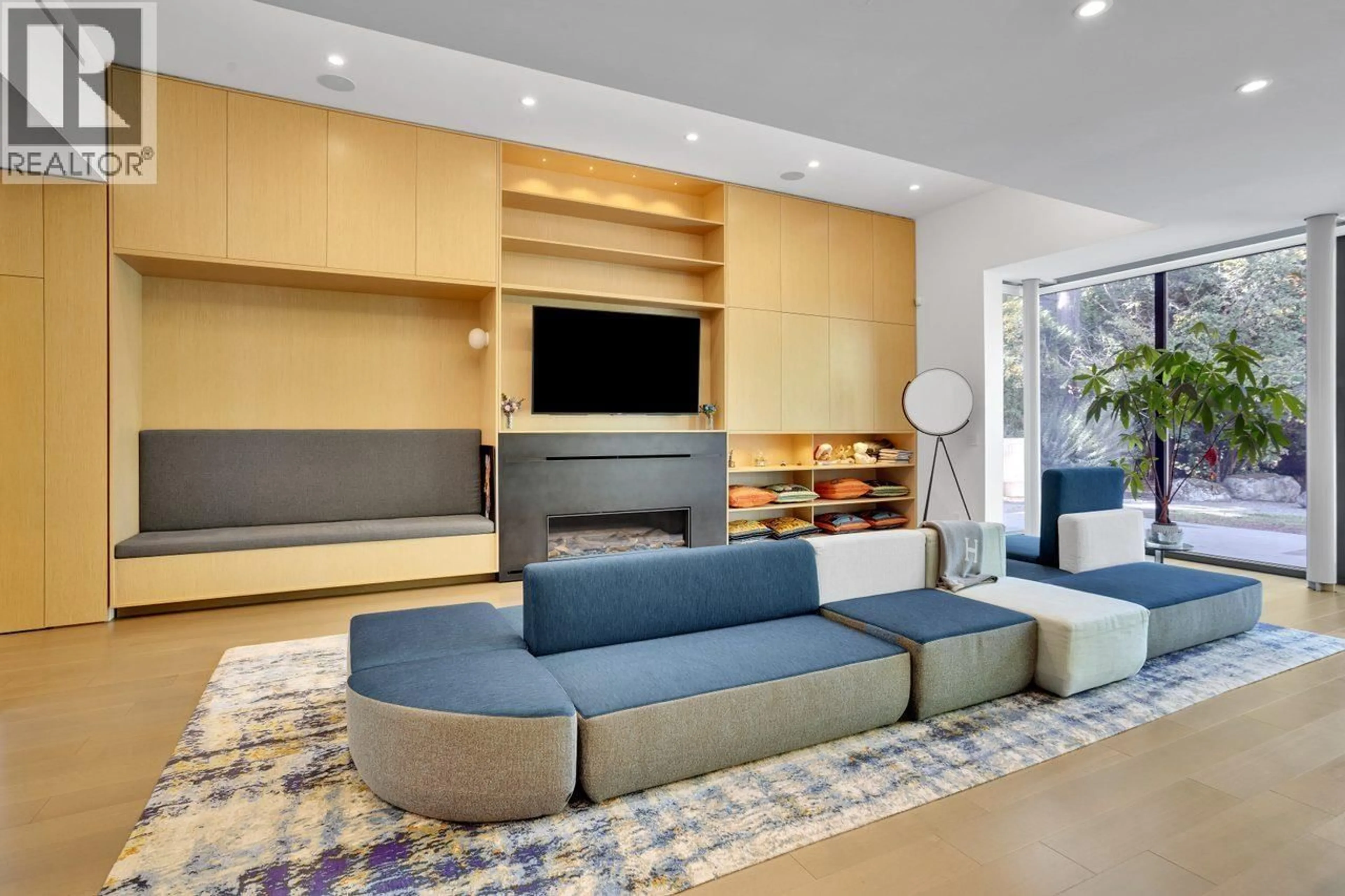 Home theater for 4725 4TH AVENUE, Vancouver British Columbia V6T1C3