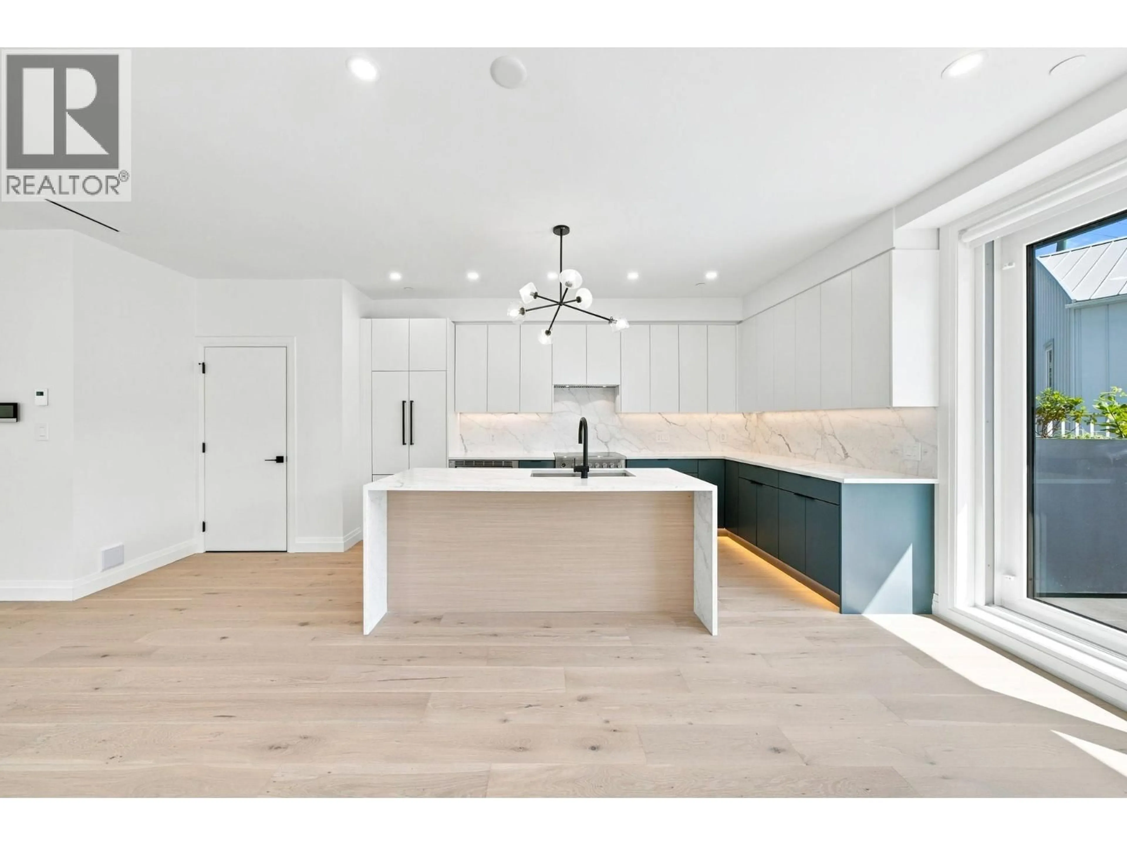 Open concept kitchen, unknown for 6162 GRANVILLE STREET, Vancouver British Columbia V6M3E3