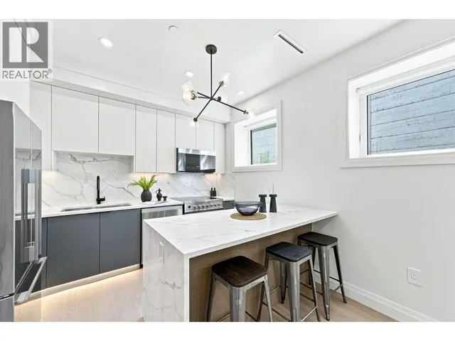 6164 GRANVILLE STREET, Vancouver 5