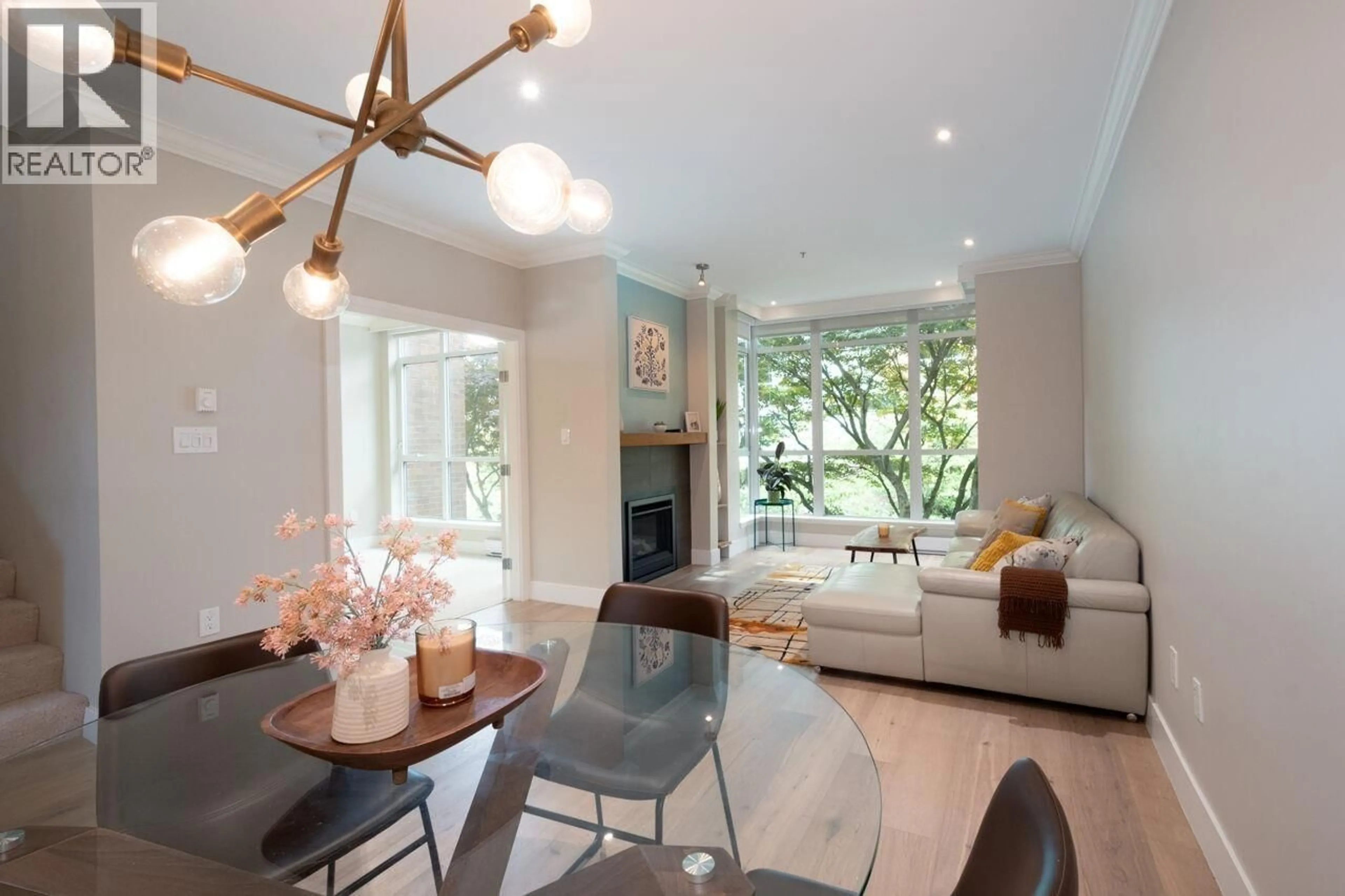 Living room with furniture, unknown for 1268 QUEBEC STREET, Vancouver British Columbia V6A4G7