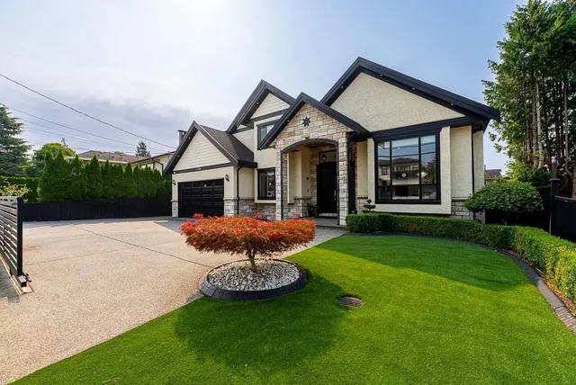 11368 82 AVENUE, Delta 2