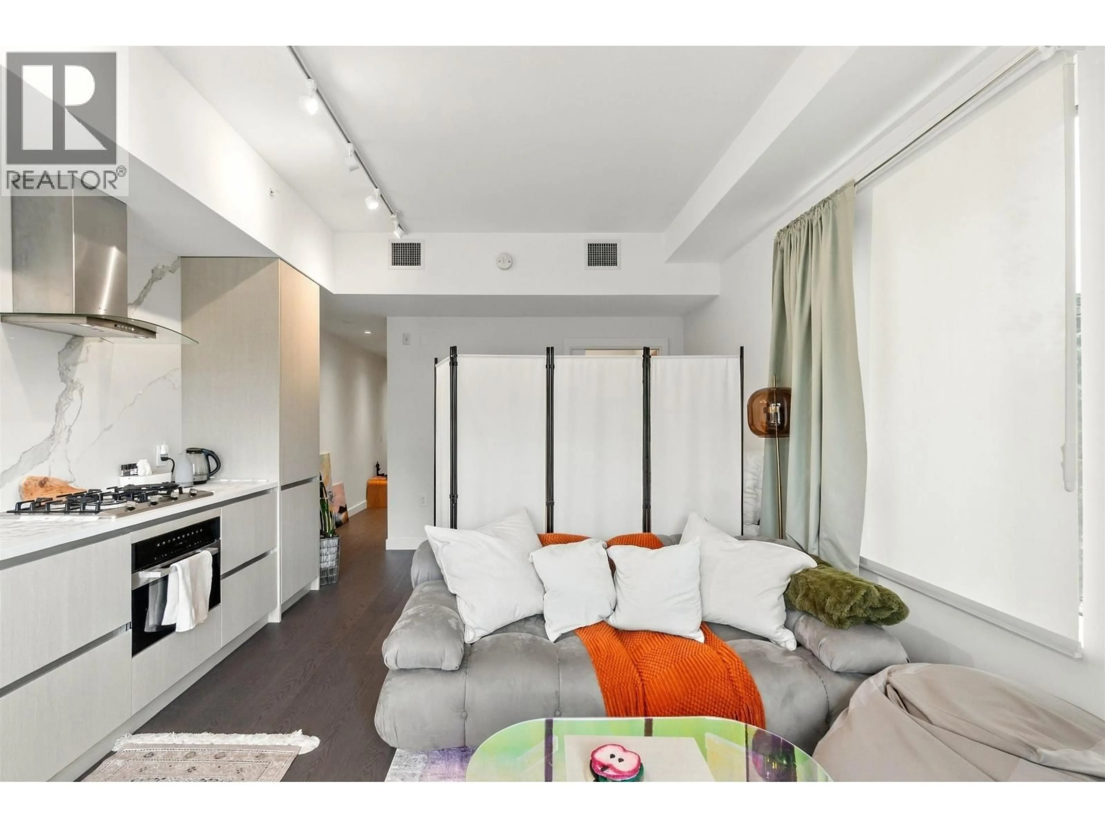 Unknown for 205 - 5168 CAMBIE STREET, Vancouver British Columbia V5Z0K7