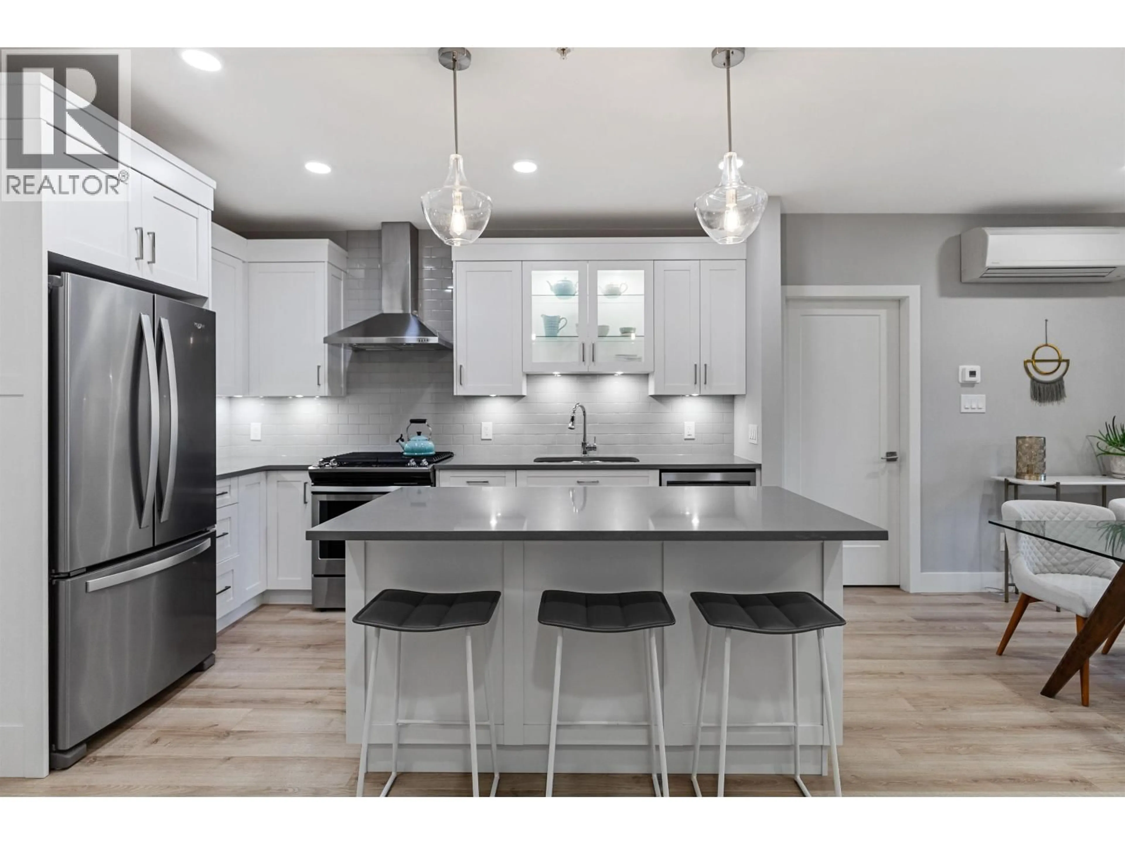 Open concept kitchen, unknown for 202 - 1087 6TH AVENUE, Prince George British Columbia V2L0E5
