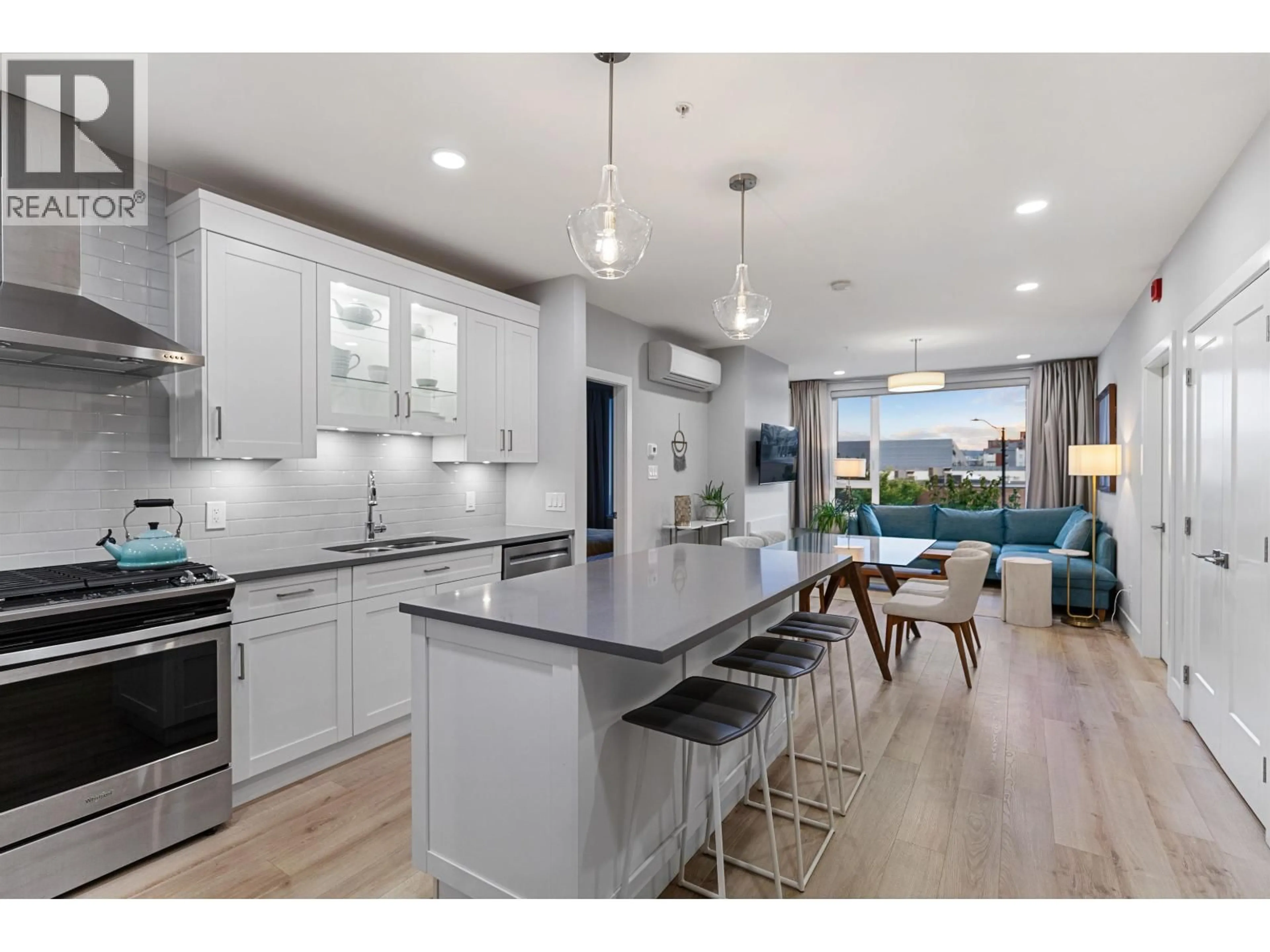 Open concept kitchen, unknown for 202 - 1087 6TH AVENUE, Prince George British Columbia V2L0E5