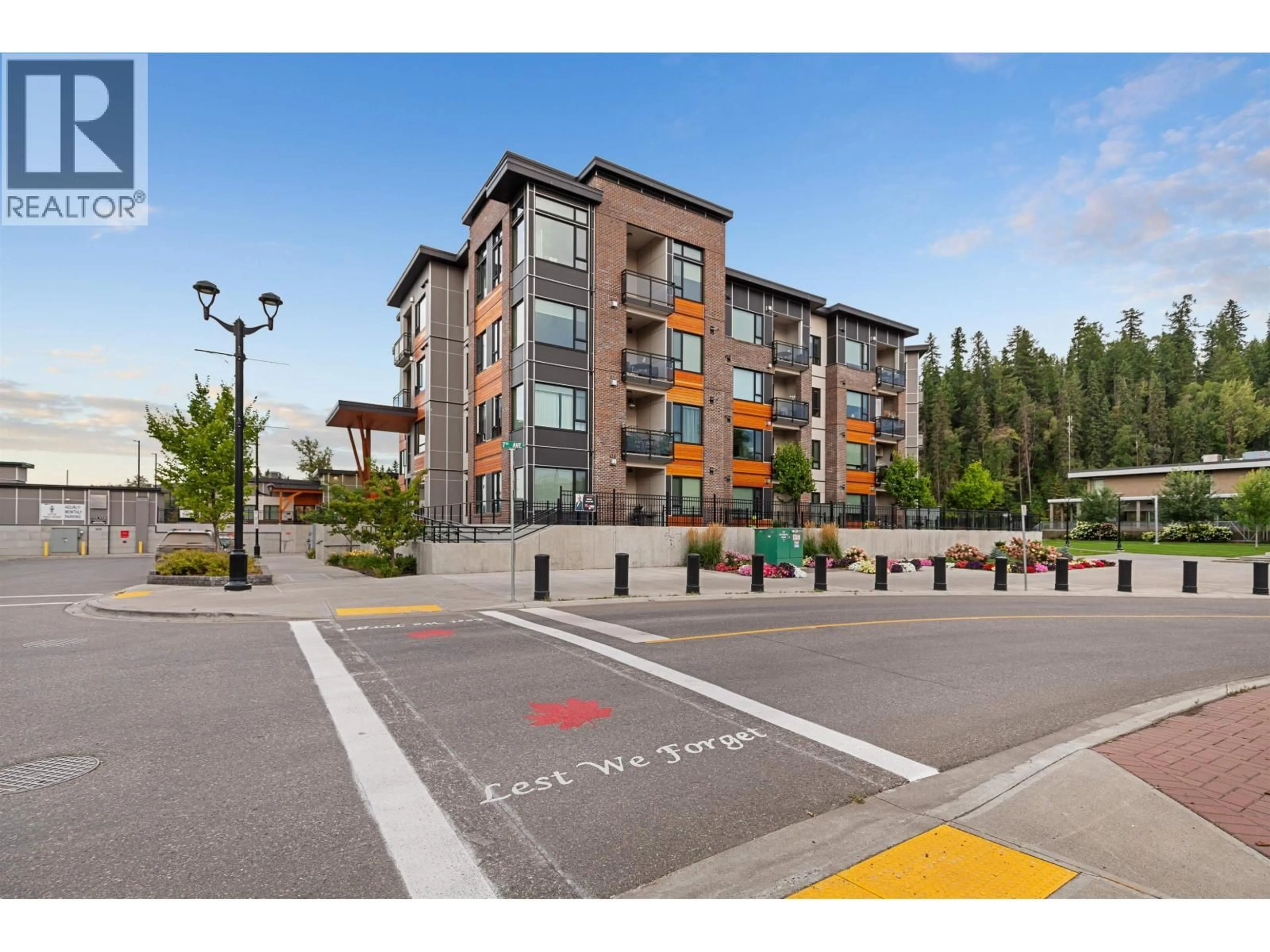 Unknown for 202 - 1087 6TH AVENUE, Prince George British Columbia V2L0E5
