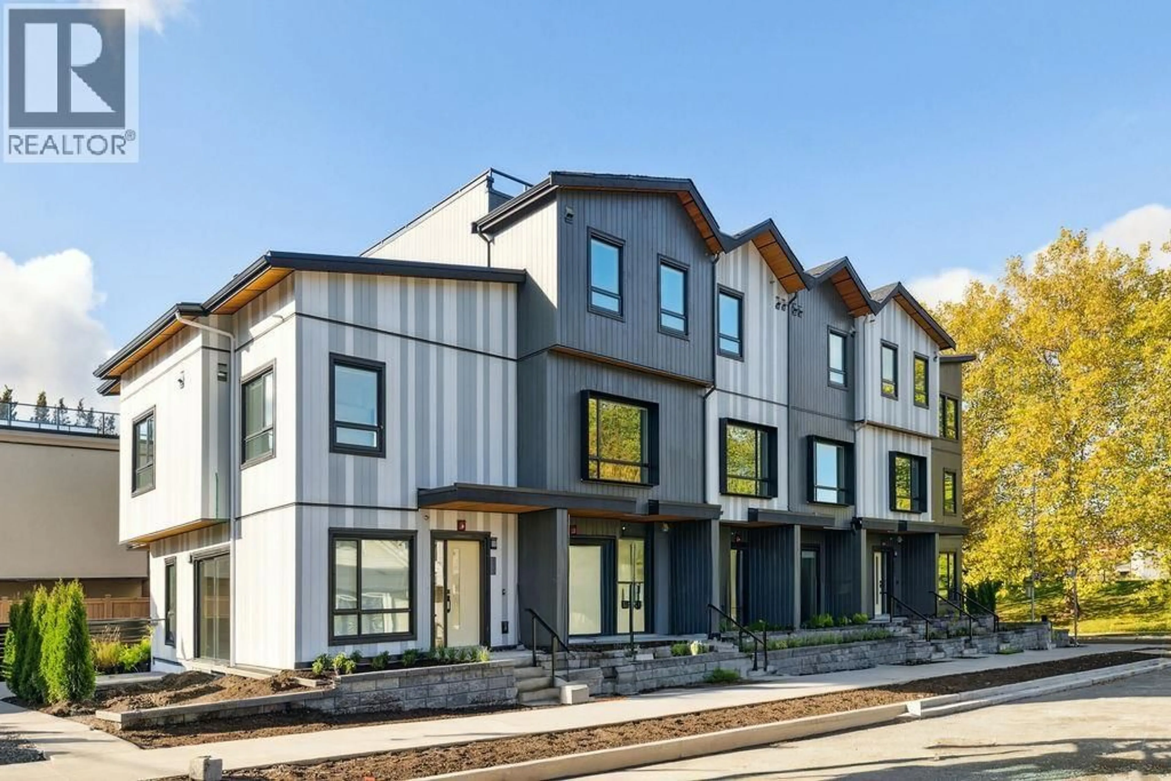Home with vinyl exterior material, street for 4811 LAUREL STREET, Vancouver British Columbia V5Z3V9