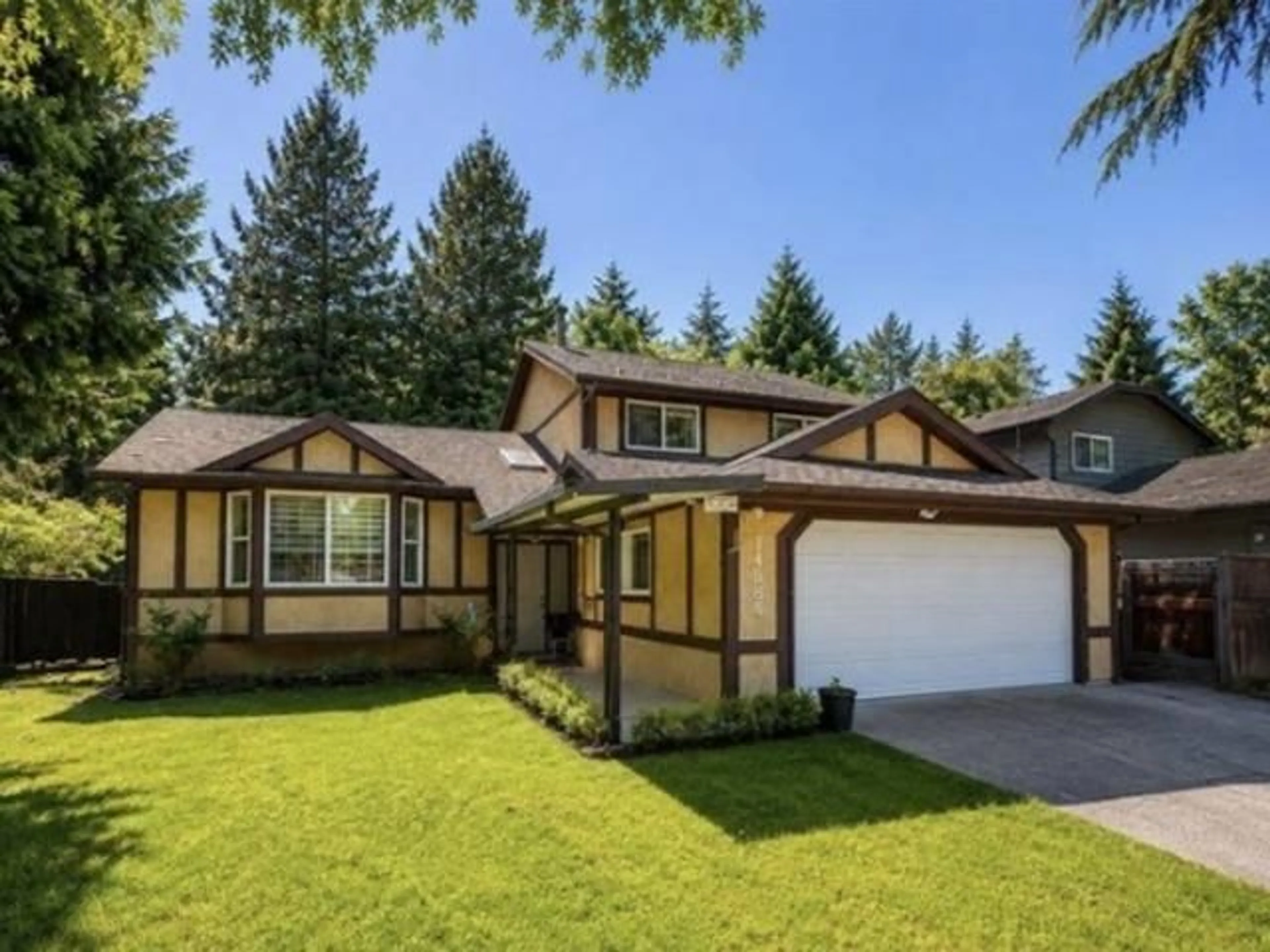 Home with vinyl exterior material, street for 14565 91A AVENUE, Surrey British Columbia V3R7K6