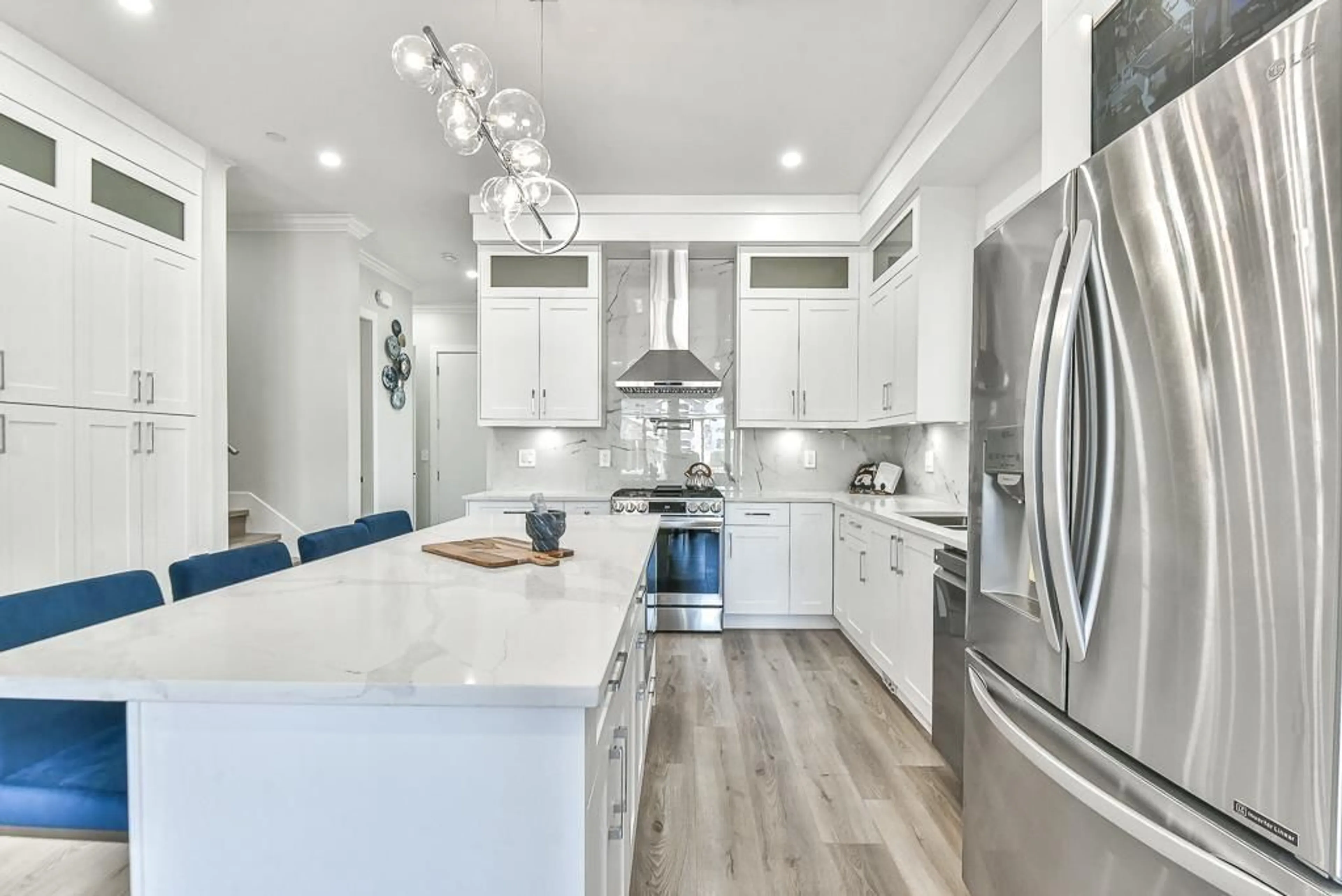 Contemporary kitchen, ceramic/tile floor for 19642 74A AVENUE, Langley British Columbia V2Y3G6