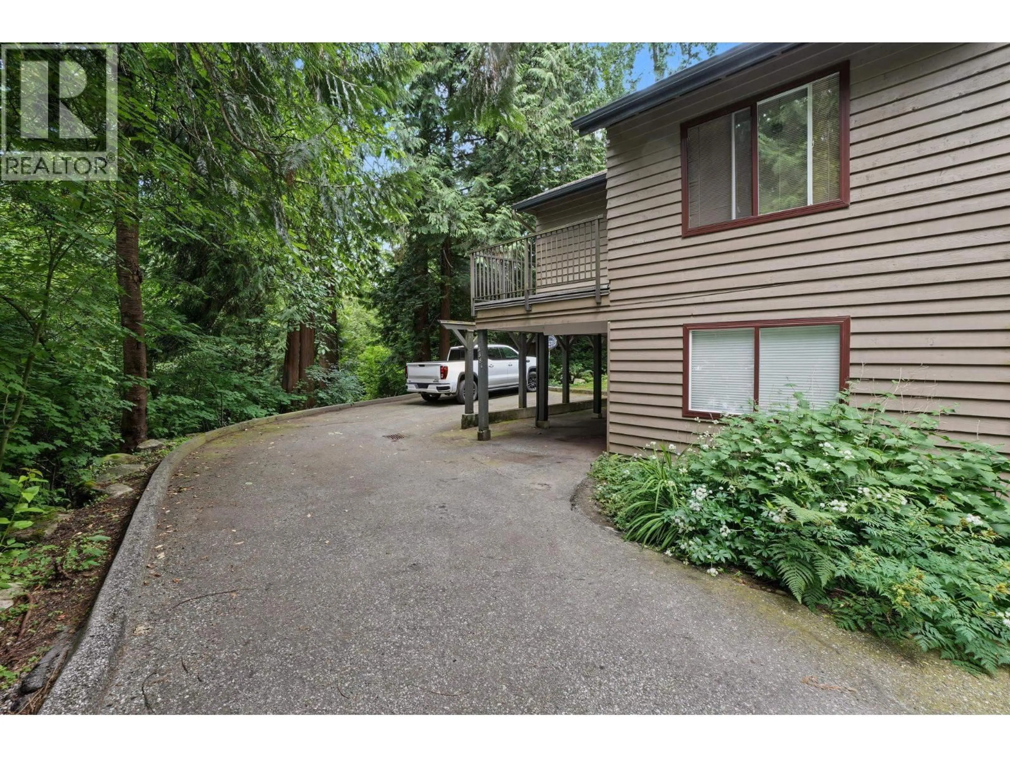 Unknown for 3381 WILLIAM AVENUE, North Vancouver British Columbia V7K1Z7
