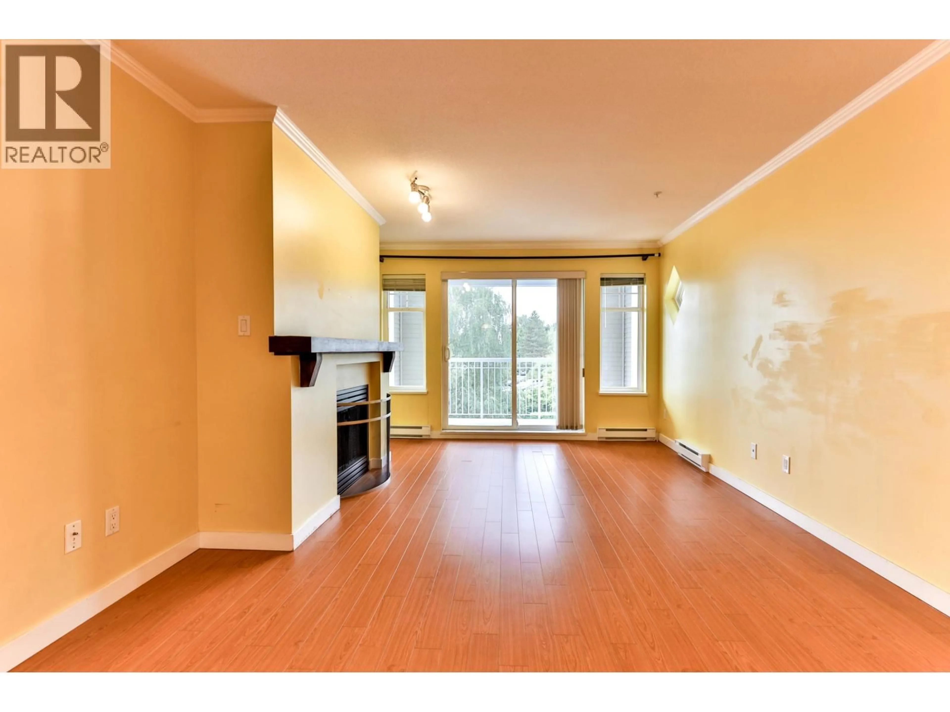 A pic of a room for 312 - 1420 PARKWAY BOULEVARD, Coquitlam British Columbia V3E3J6