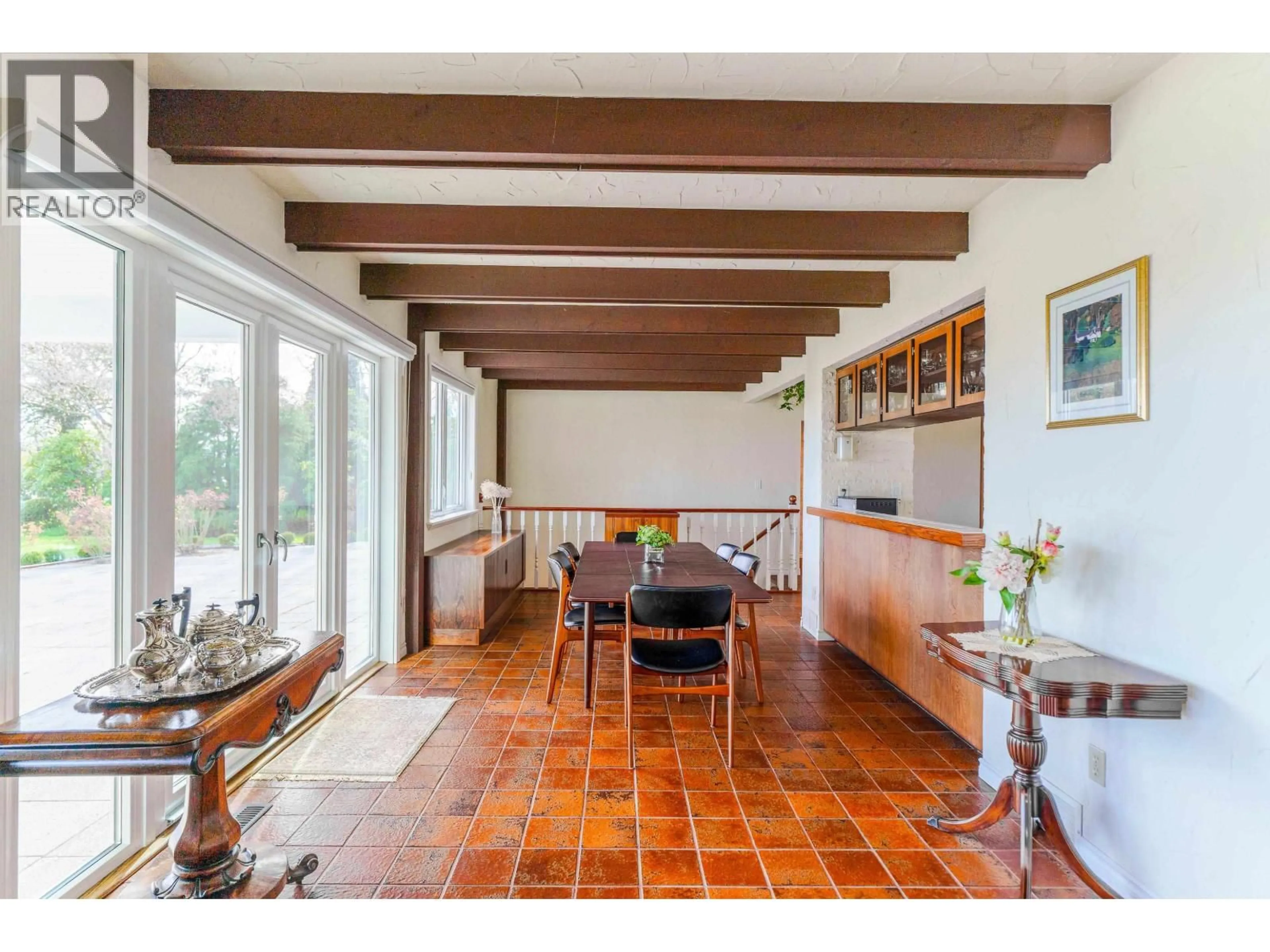 Indoor foyer for 11446 RIVER WYND STREET, Maple Ridge British Columbia V2X4Y1