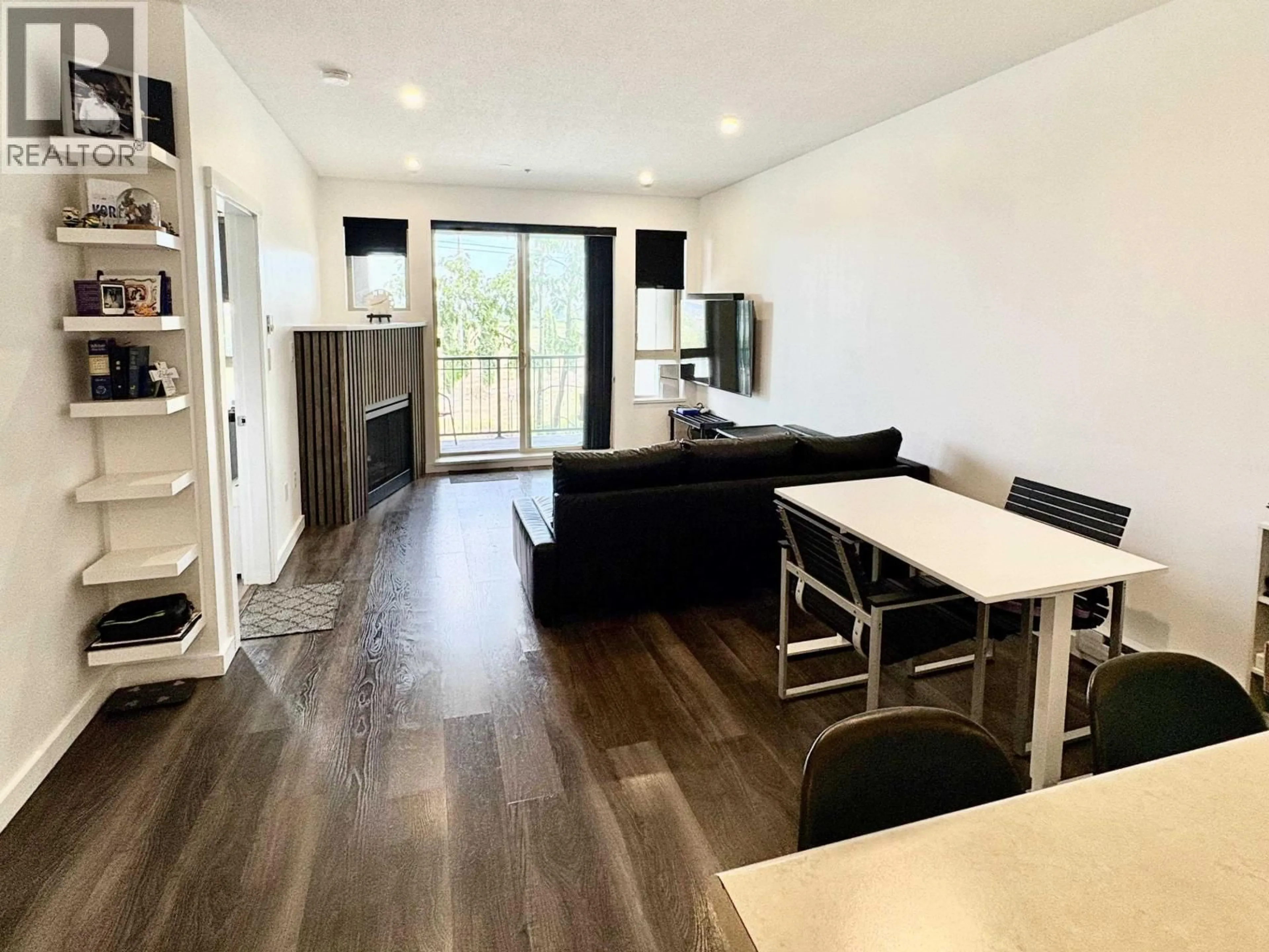 A pic of a room for 1415 - 5115 GARDEN CITY ROAD, Richmond British Columbia V6X4H6