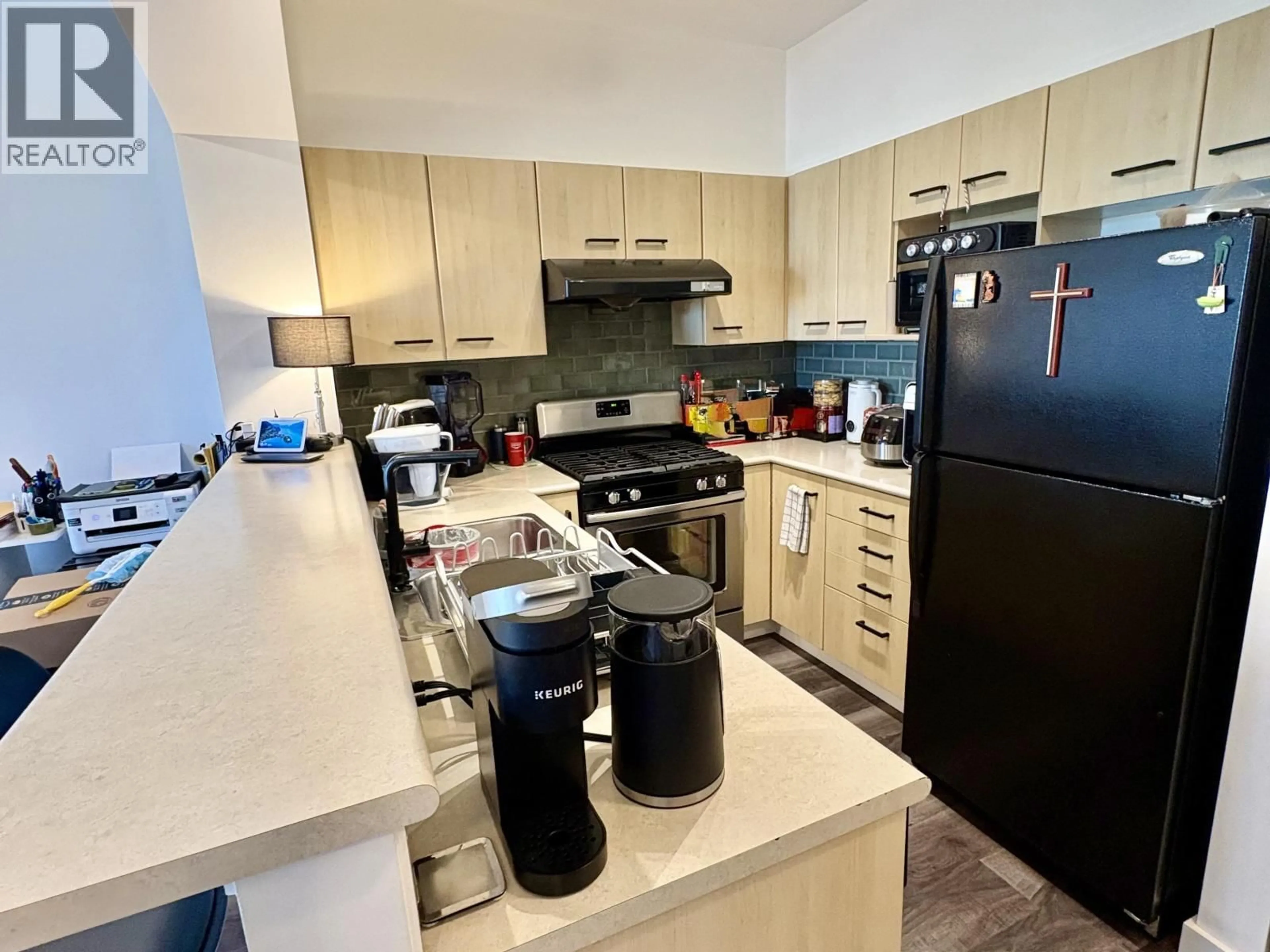 Standard kitchen, unknown for 1415 - 5115 GARDEN CITY ROAD, Richmond British Columbia V6X4H6