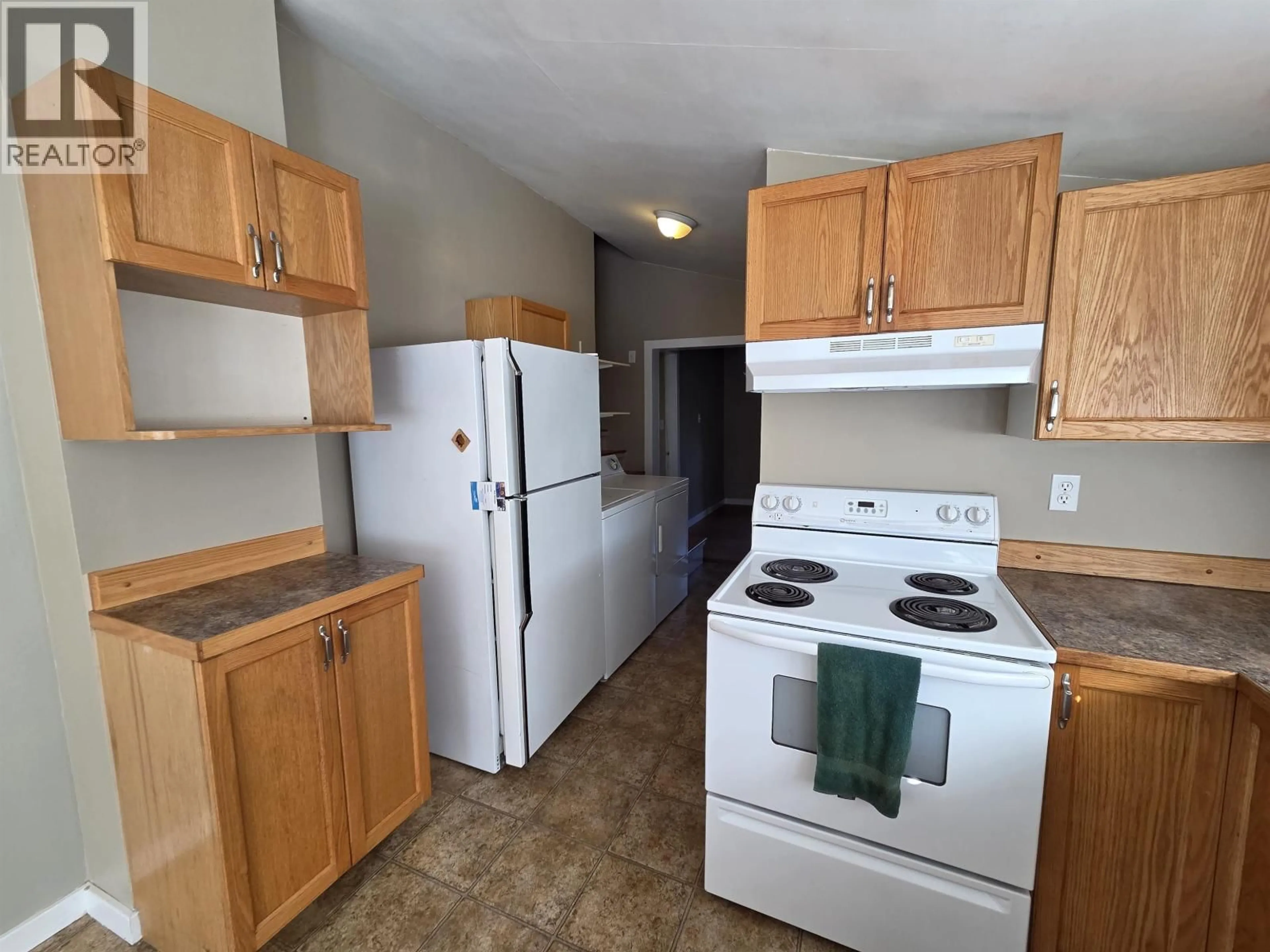 Standard kitchen, unknown for 2506 PEAR STREET, Terrace British Columbia V8G2R4