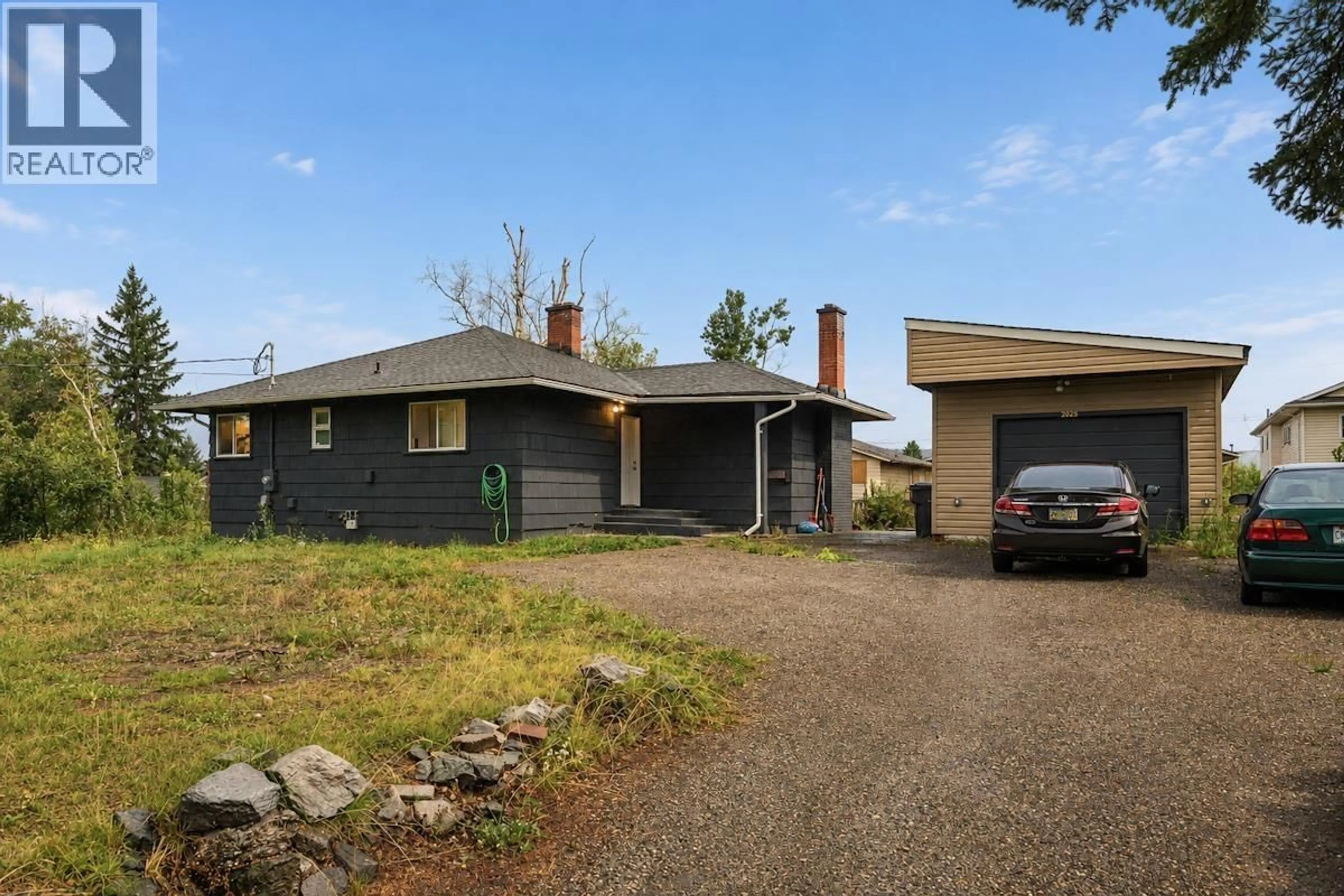 A pic from outside/outdoor area/front of a property/back of a property/a pic from drone, street for 2025 PINE STREET, Prince George British Columbia V2L2C8
