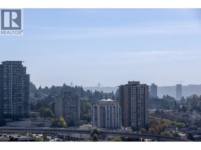 1906 - 3771 BARTLETT COURT, Burnaby 4