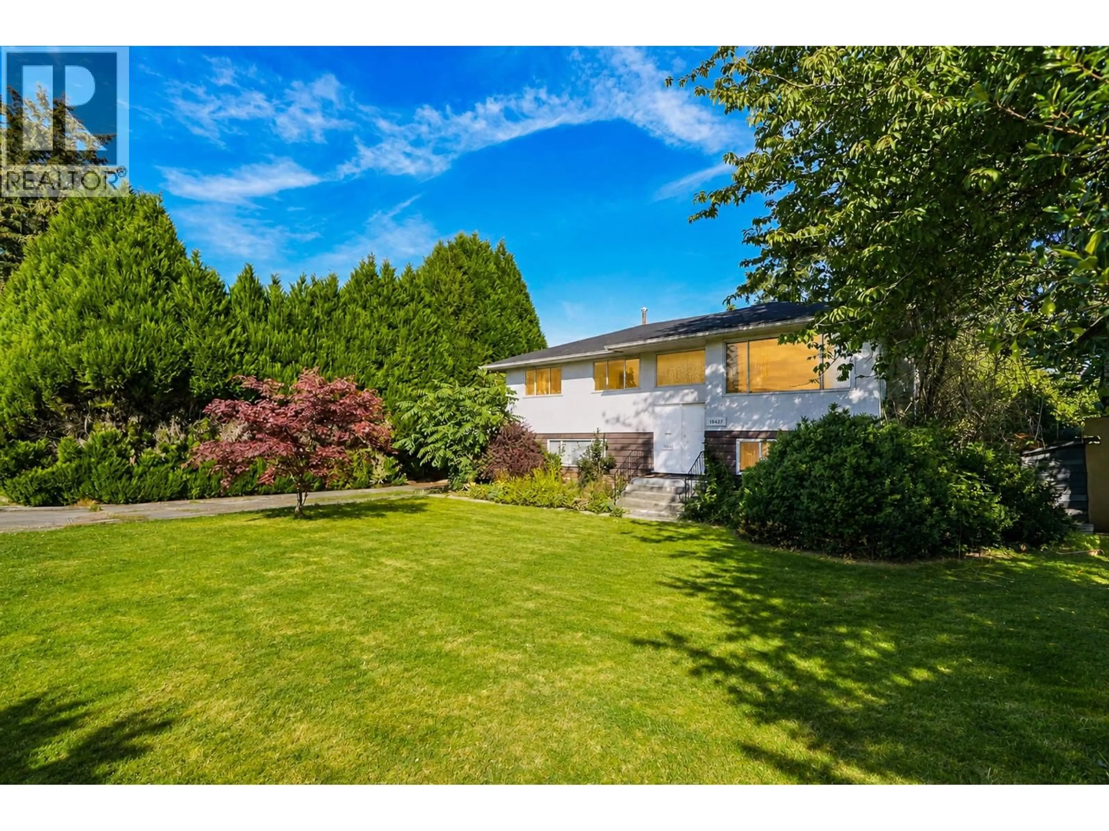 A pic from outside/outdoor area/front of a property/back of a property/a pic from drone, street for 10671 AINTREE CRESCENT, Richmond British Columbia V7A3V2