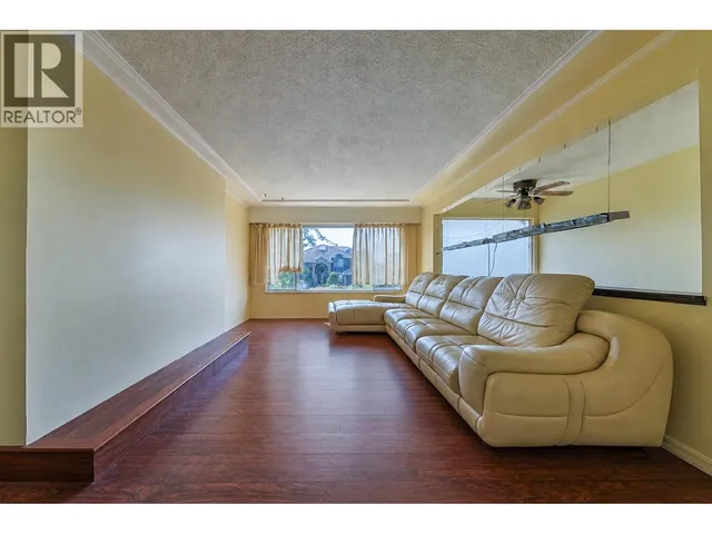 10671 AINTREE CRESCENT, Richmond 5