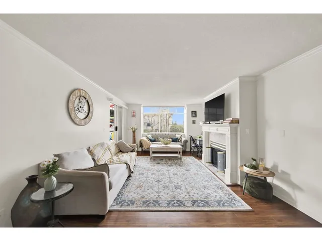 102 - 9765 140 STREET, Surrey 4