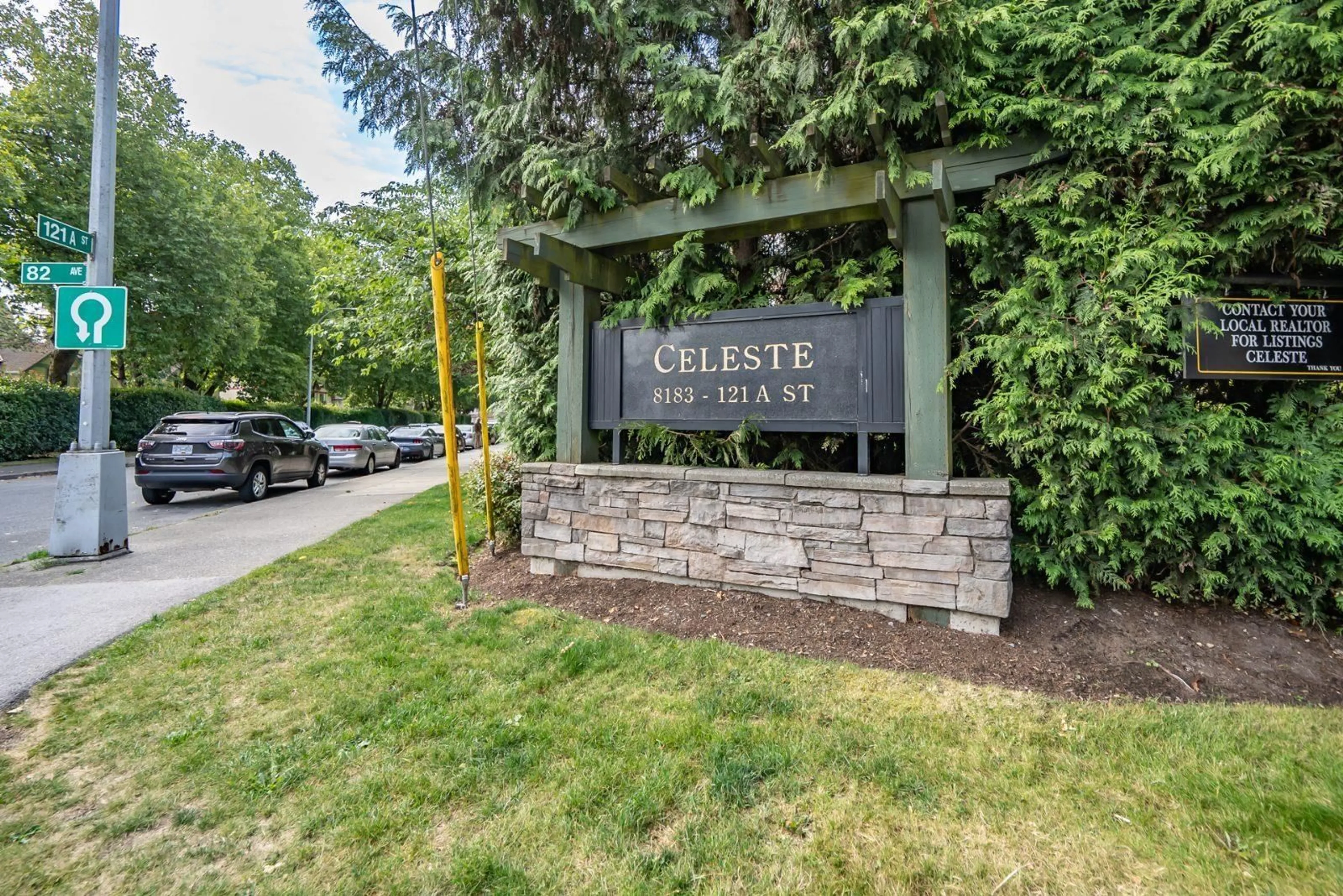 Unknown for 305 - 8183 121A STREET, Surrey British Columbia V3W1S7