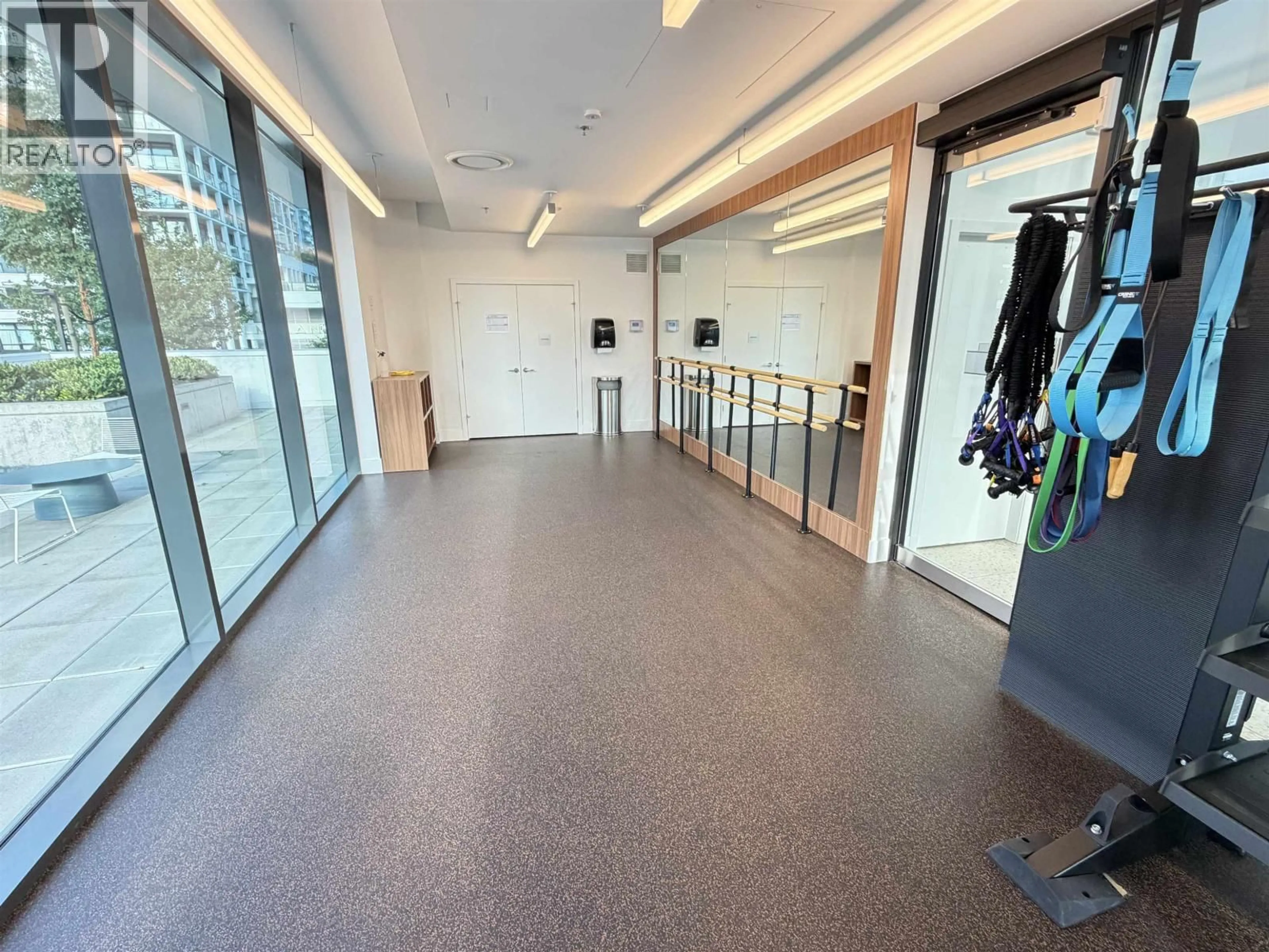 Indoor foyer for 1704 - 2425 ALPHA AVENUE, Burnaby British Columbia V5C0N6
