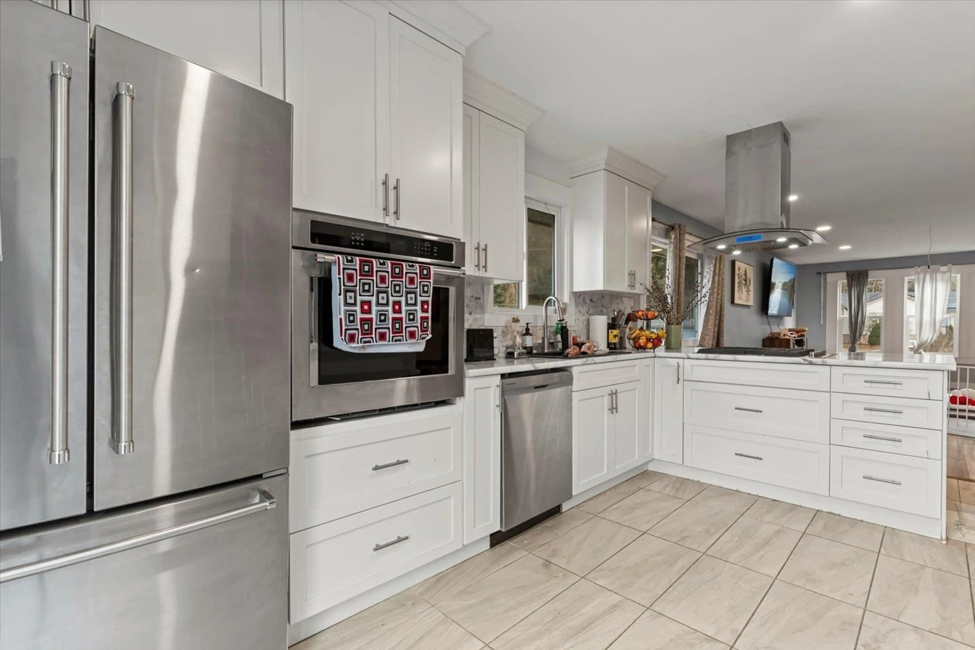 Contemporary kitchen, ceramic/tile floor for 63895 OLD YALE ROAD, Hope British Columbia V0X1L2