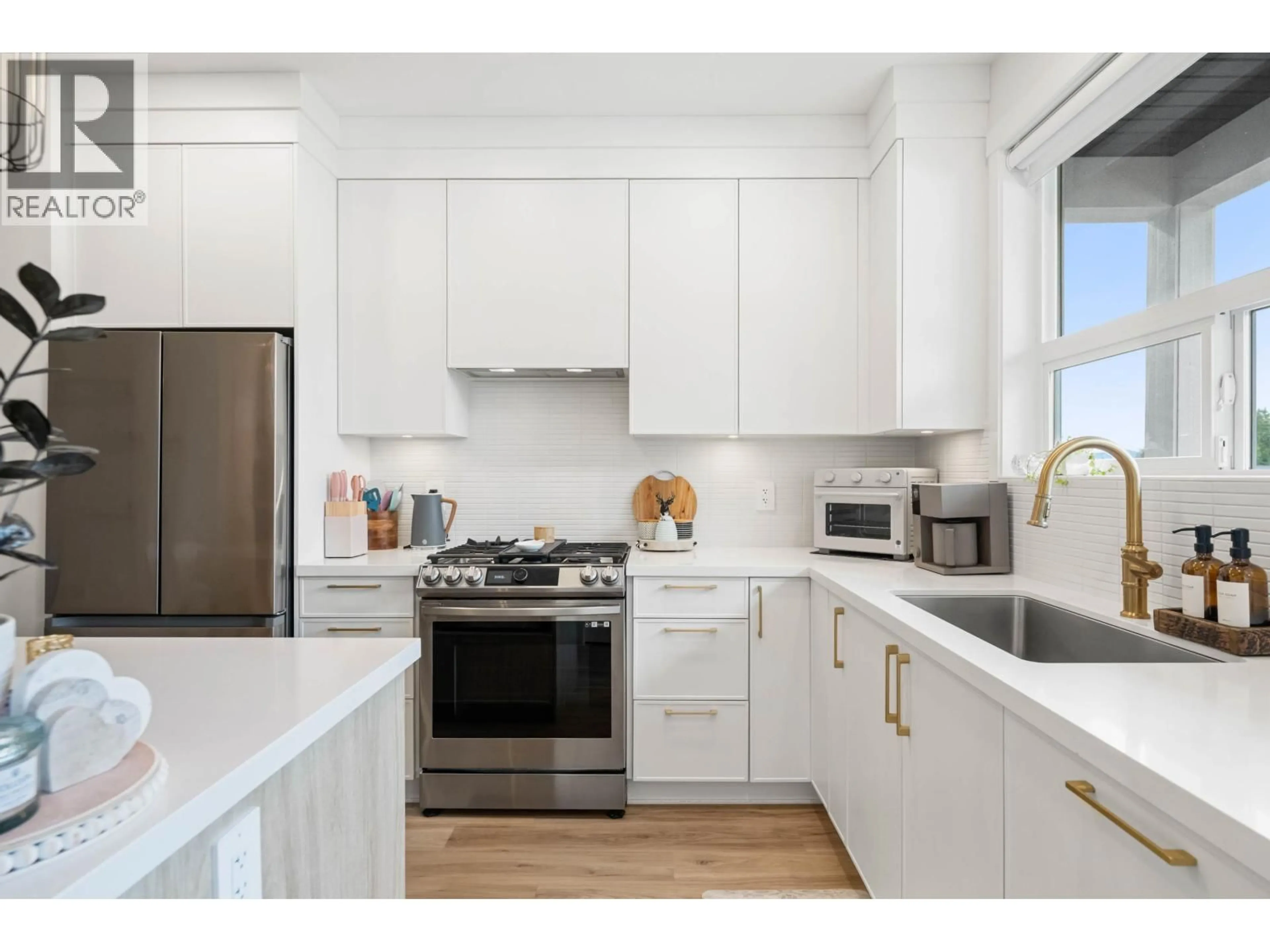 Open concept kitchen, unknown for 25097 112 AVENUE, Maple Ridge British Columbia V2W0K6