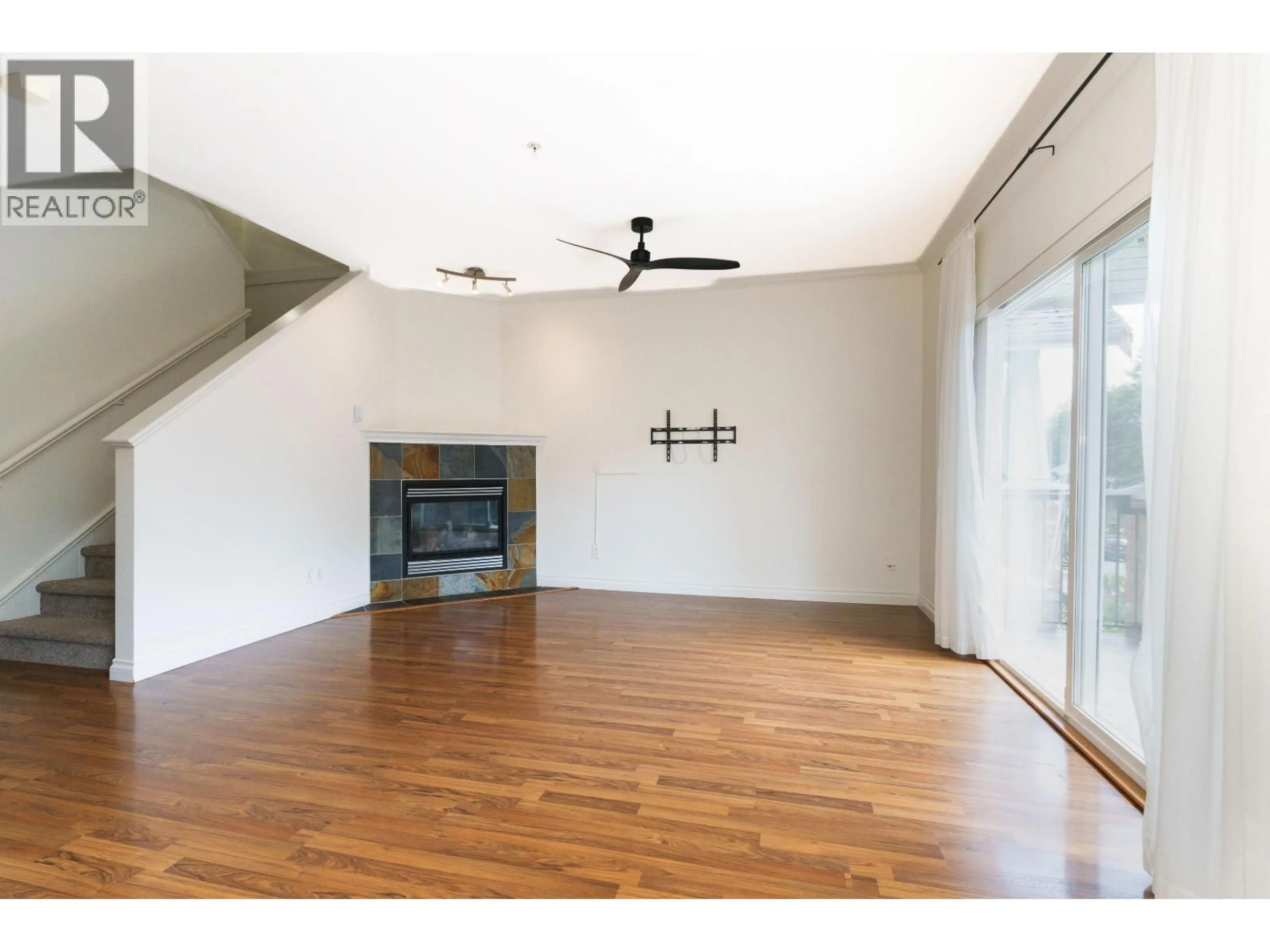 A pic of a room for 206 - 1567 GRANT AVENUE, Port Coquitlam British Columbia V3B1P1