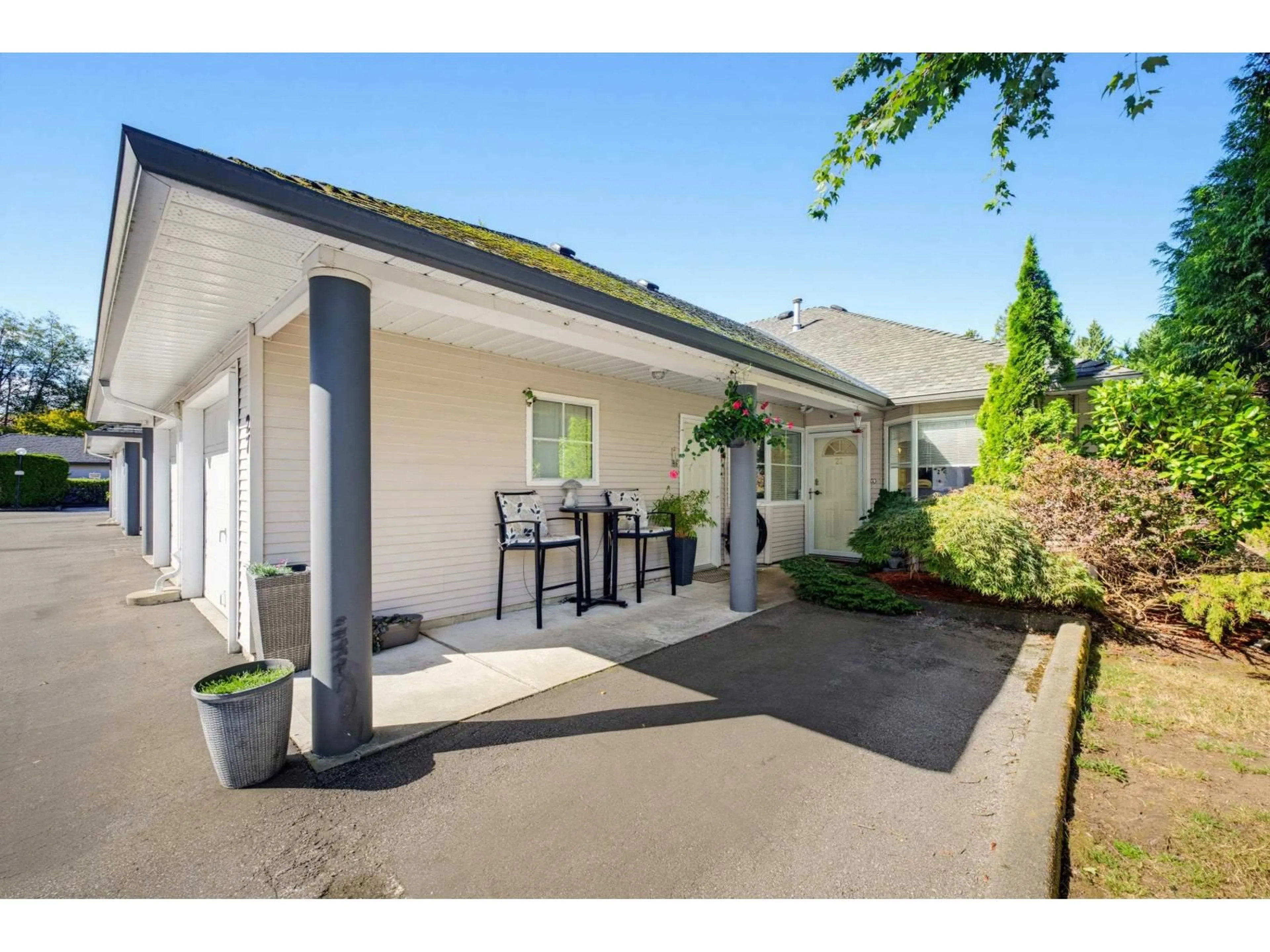 Patio, street for 27 - 9088 HOLT ROAD, Surrey British Columbia V3V4H3