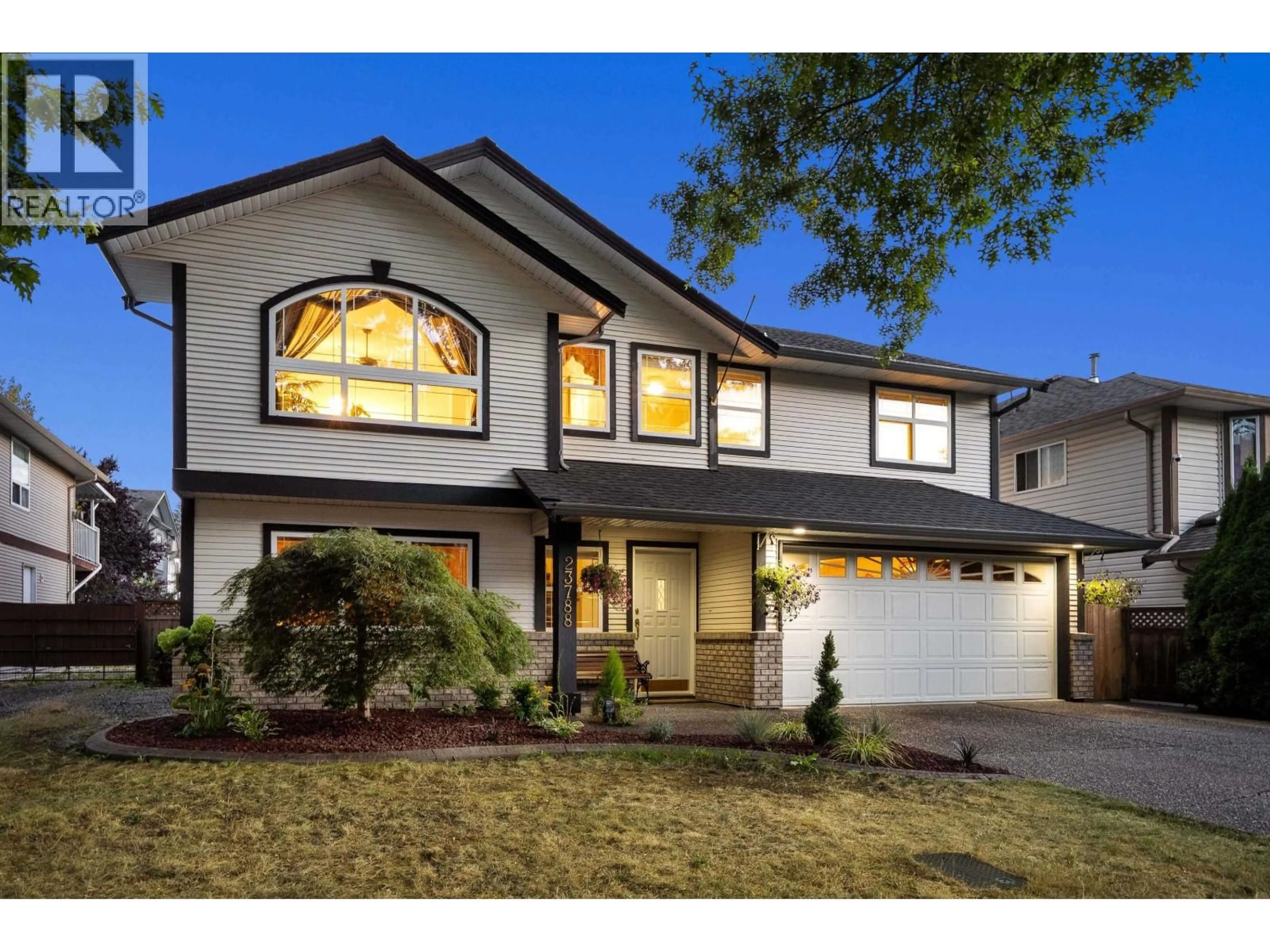 Home with vinyl exterior material, street for 23788 120B AVENUE, Maple Ridge British Columbia V4R4X4