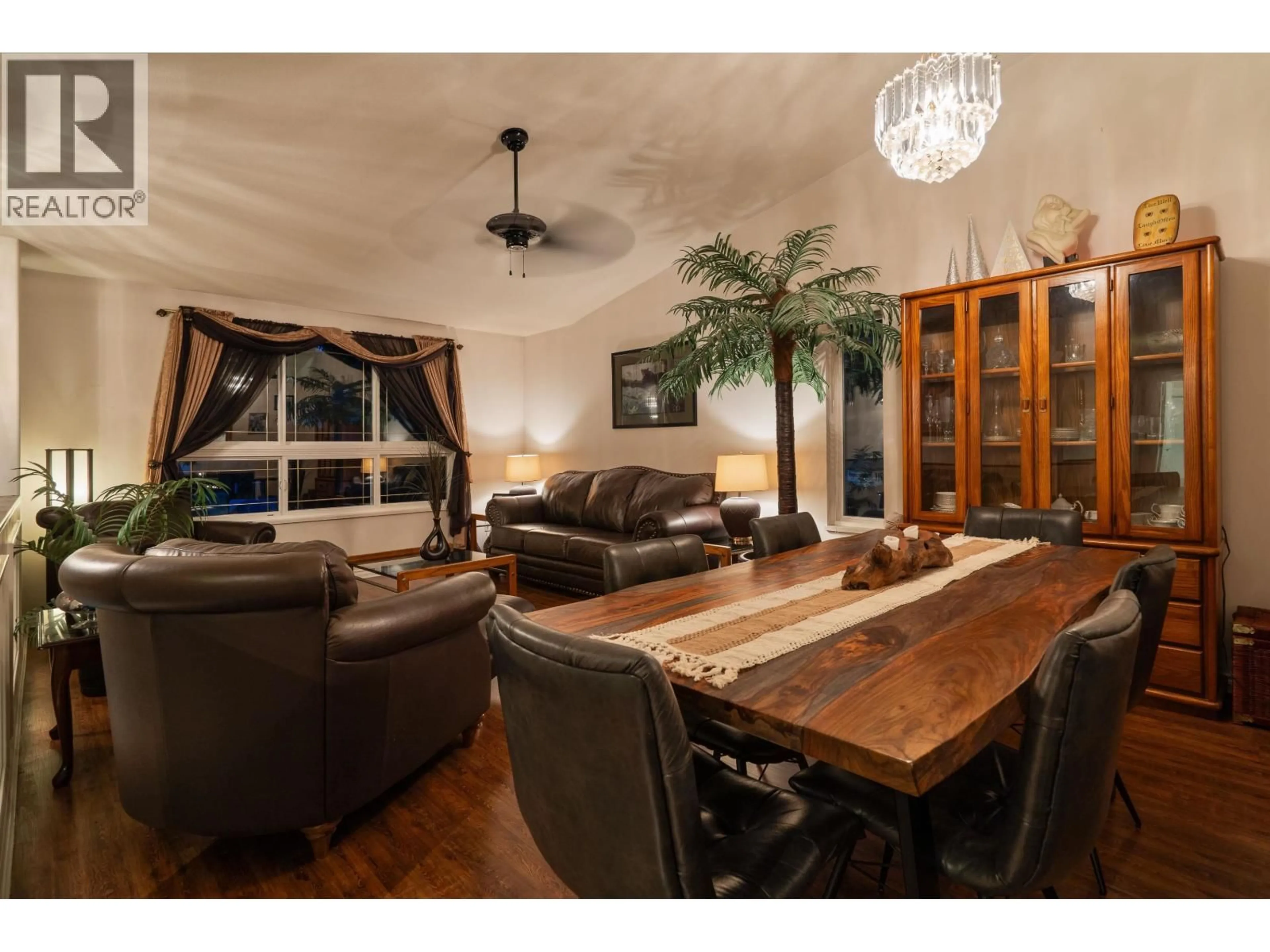 Dining room, wood/laminate floor for 23788 120B AVENUE, Maple Ridge British Columbia V4R4X4
