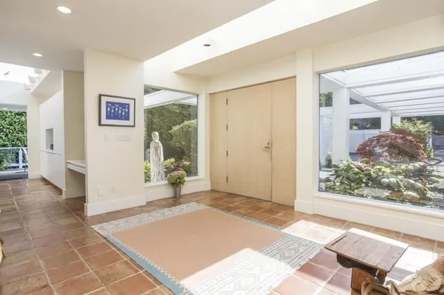 2547 CRESCENT DRIVE, Surrey 5
