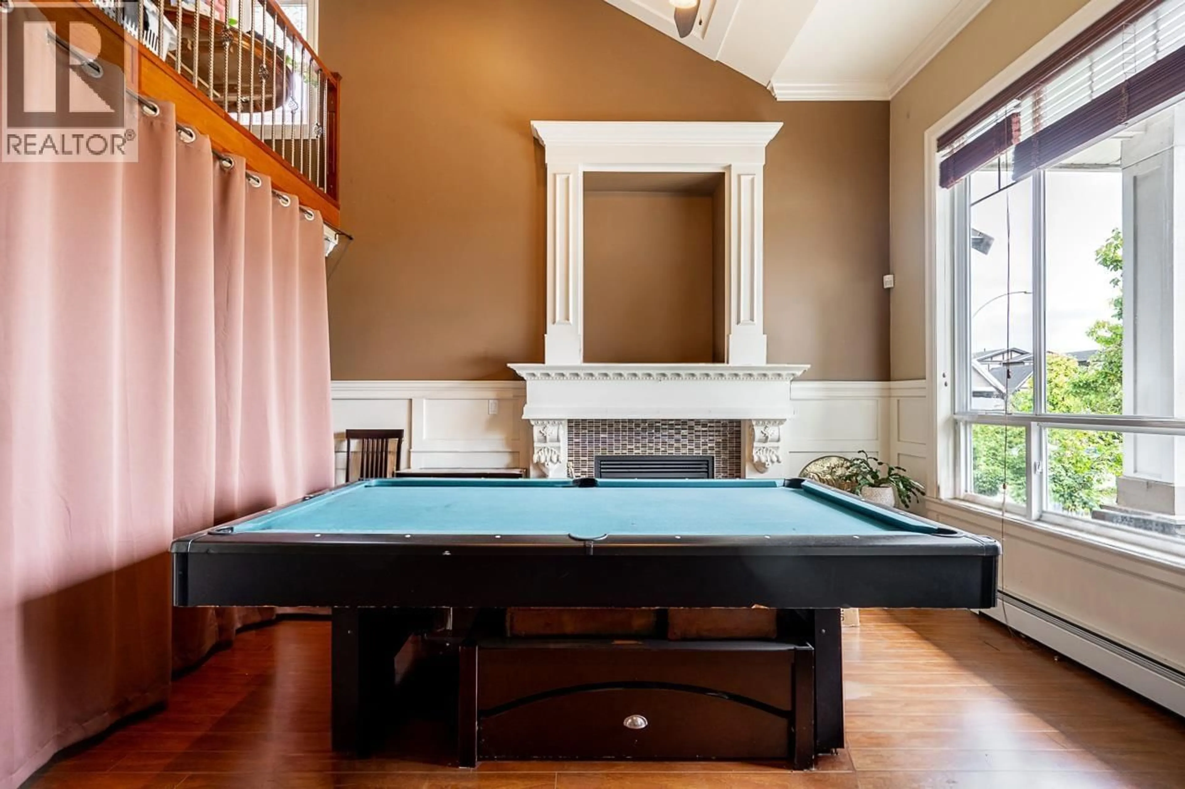 A pic of a room for 1403 CANIL AVENUE, New Westminster British Columbia V3M0E2