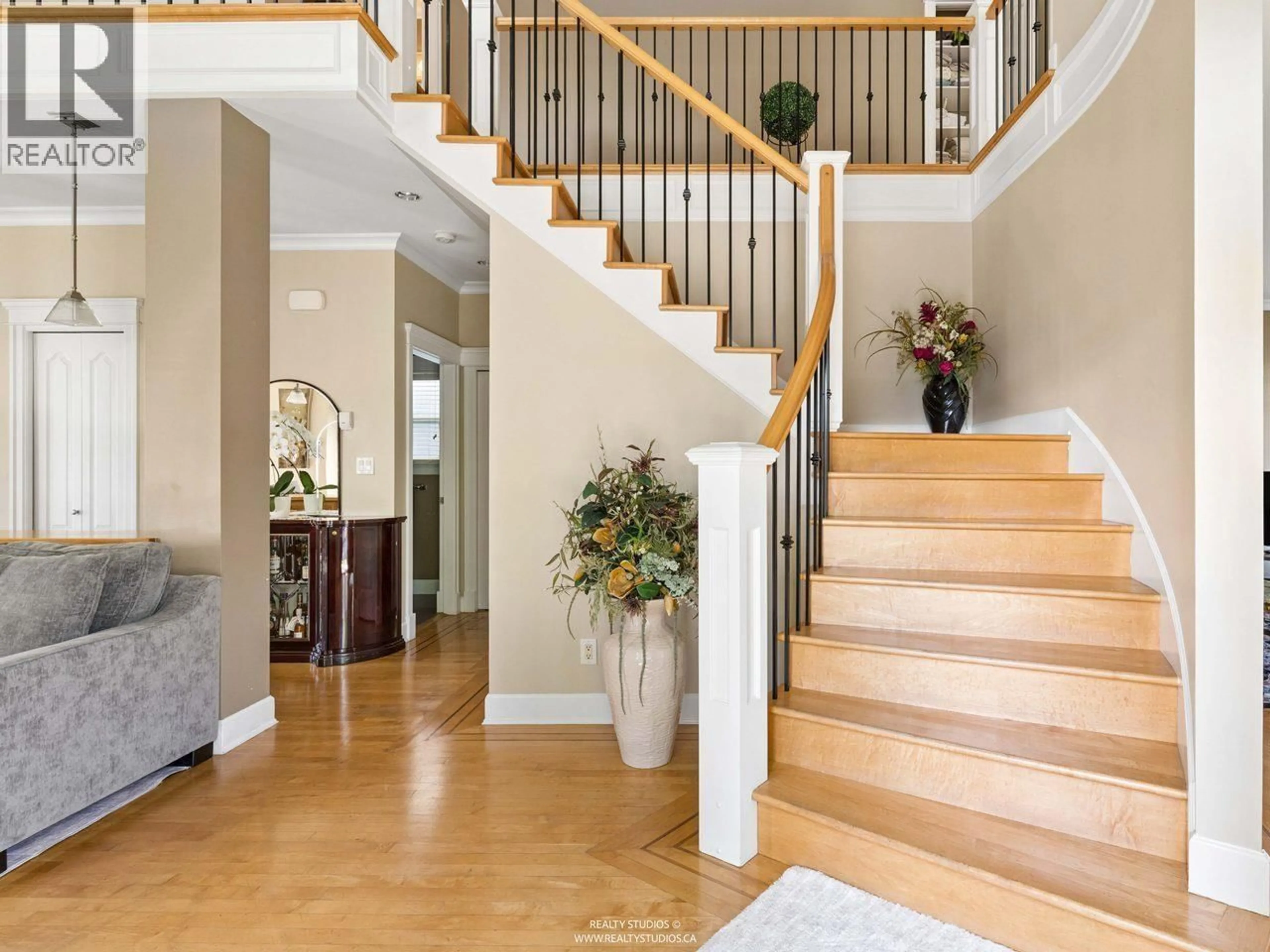 Unknown for 255 CARLETON AVENUE, Burnaby British Columbia V5C6S9