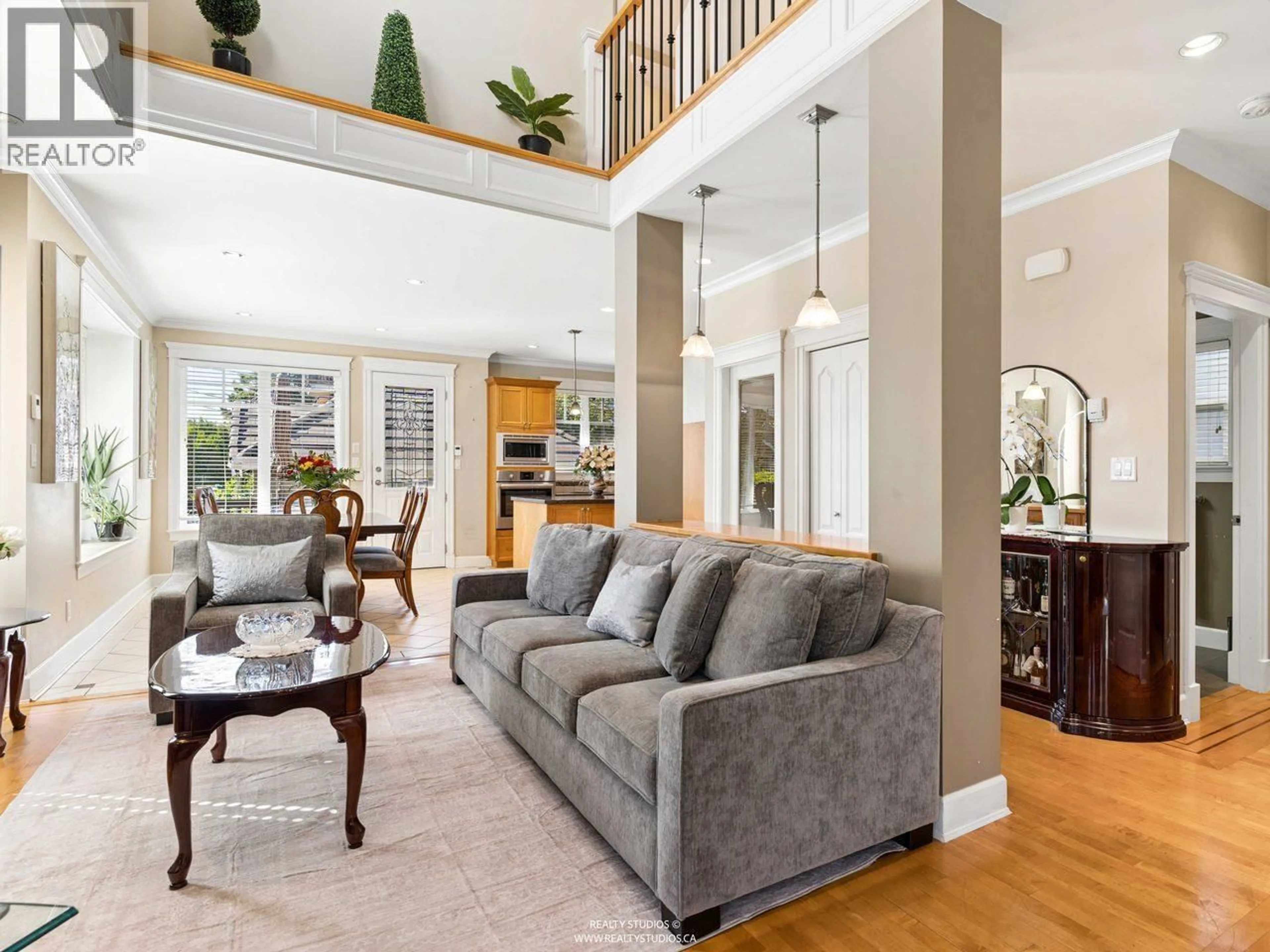 Living room with furniture, unknown for 255 CARLETON AVENUE, Burnaby British Columbia V5C6S9