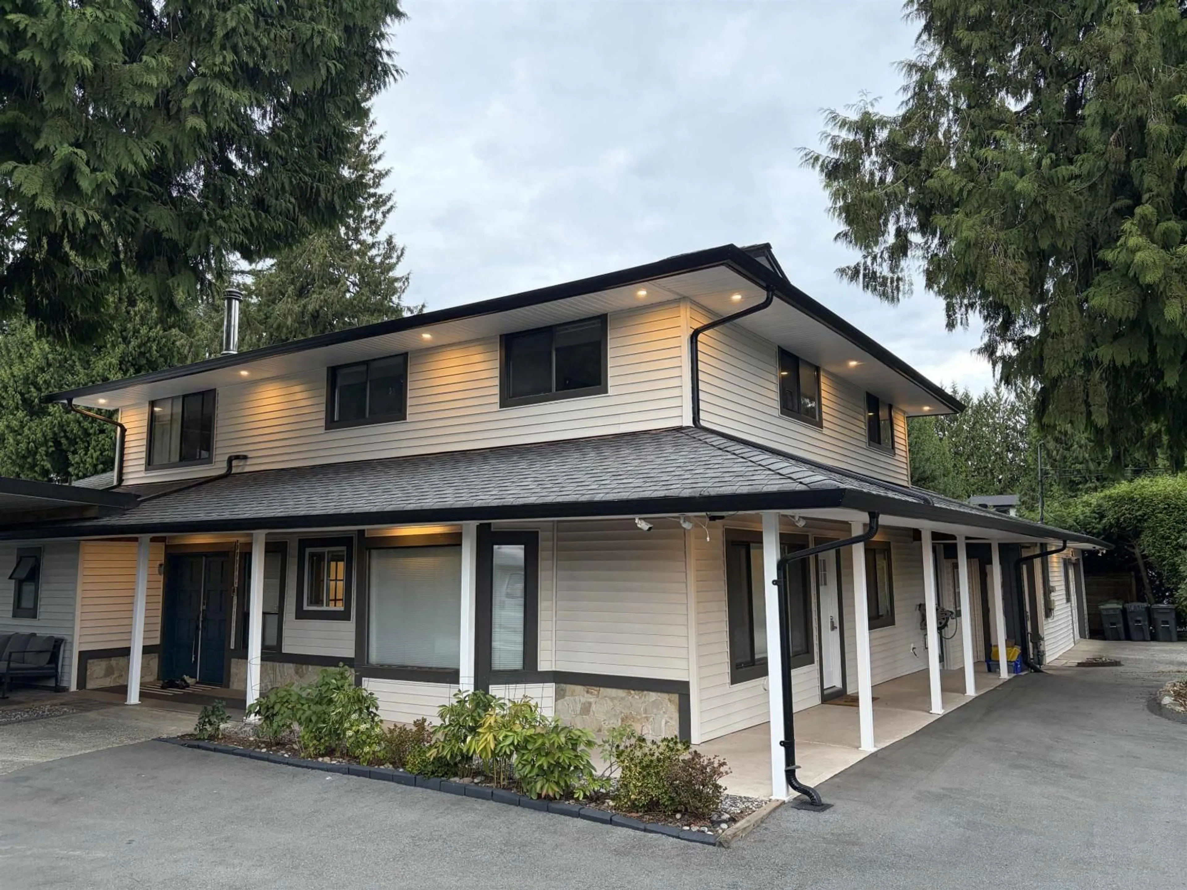 Home with vinyl exterior material, unknown for 9252 204 STREET, Langley British Columbia V1M1B7